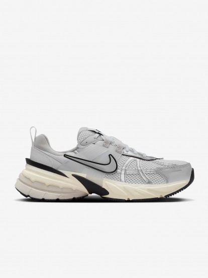 Zapatillas Nike V2K Run Plateadas y Blancas Para Mujer