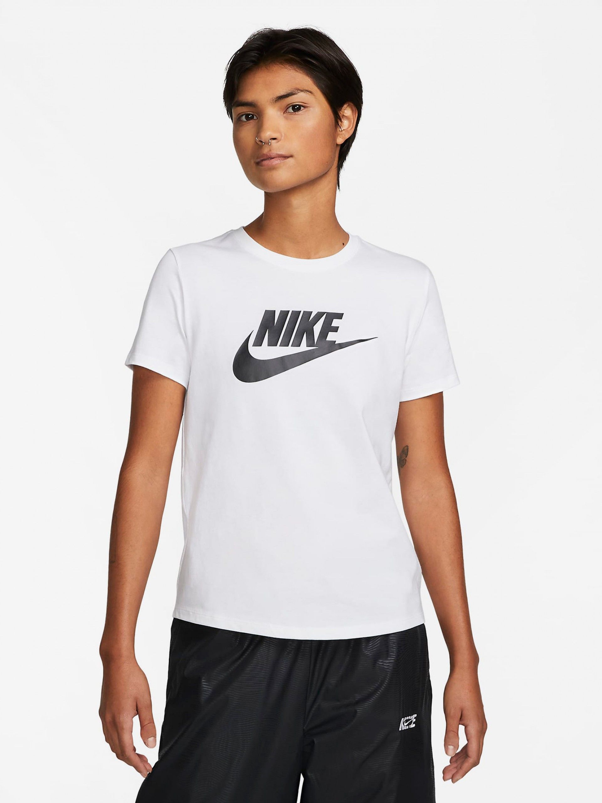 T-shirt Nike Sportswear Essentials Logo Branca Para Mulher