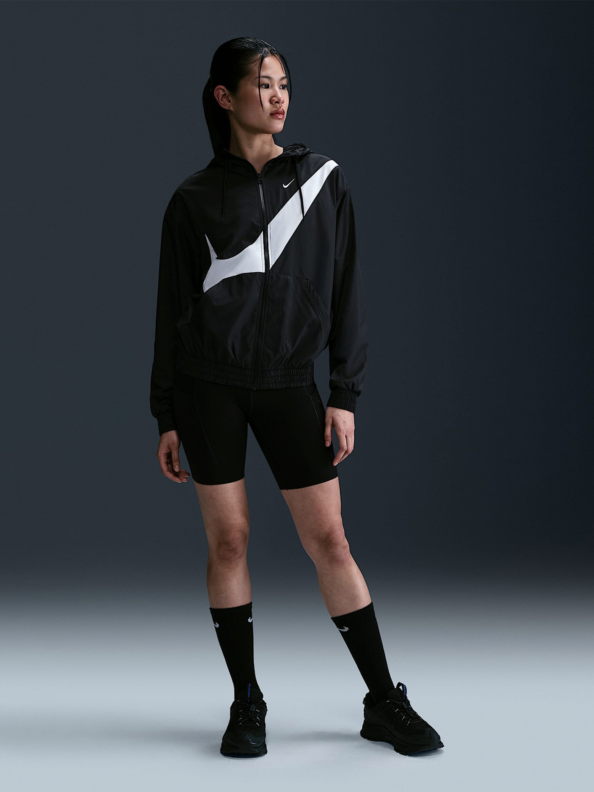 Nike Sportswear Classic Loose UV Protection Black Hooded Jacket For Women