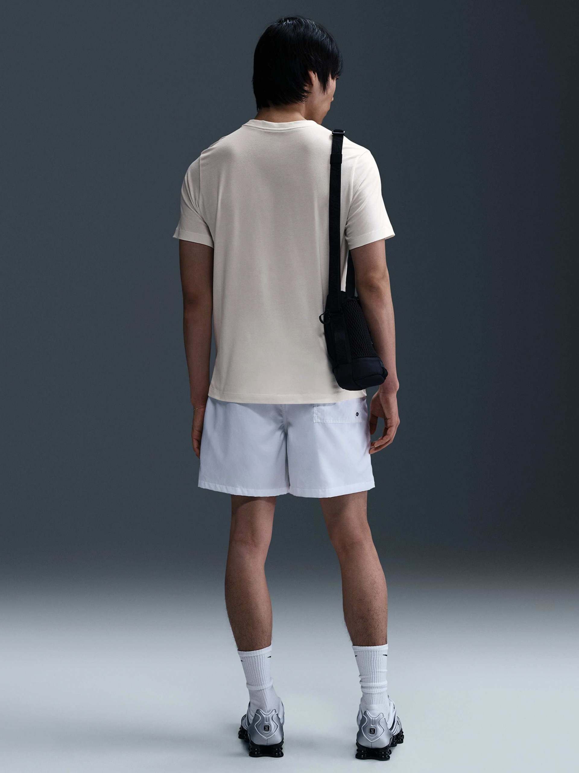 T-shirt Nike Sportswear Bege Estampada Para Homem