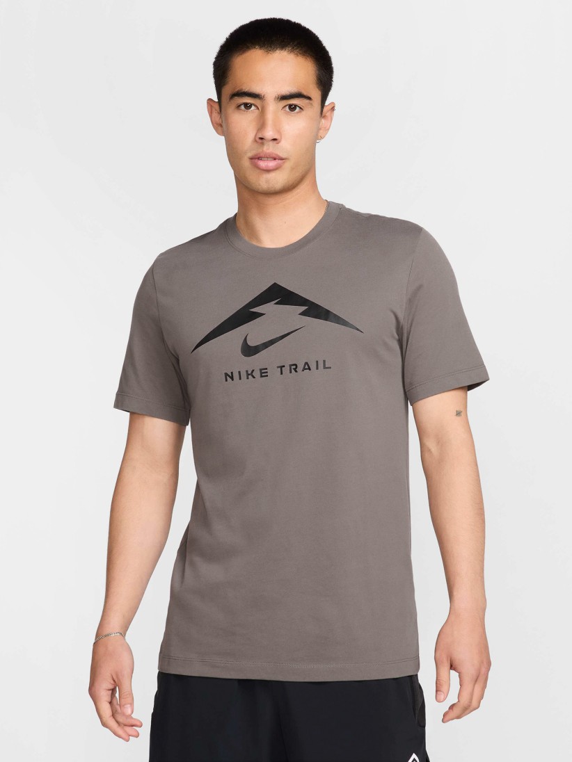 Camiseta de Trail Nike Dri-FIT Marrn Para Hombre