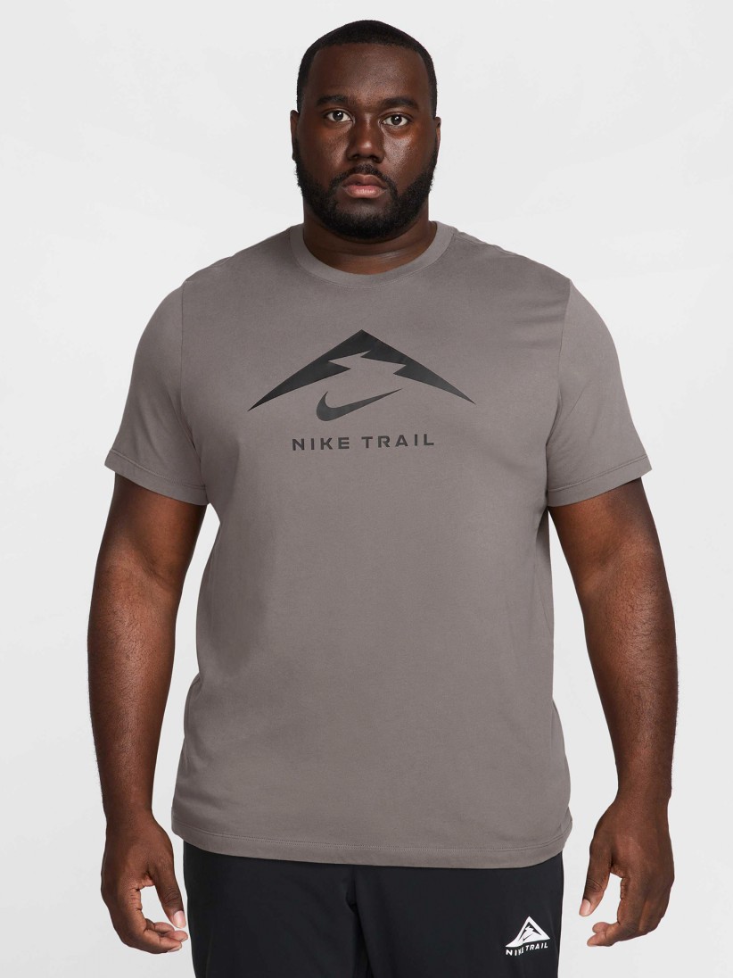 Camiseta de Trail Nike Dri-FIT Marrn Para Hombre