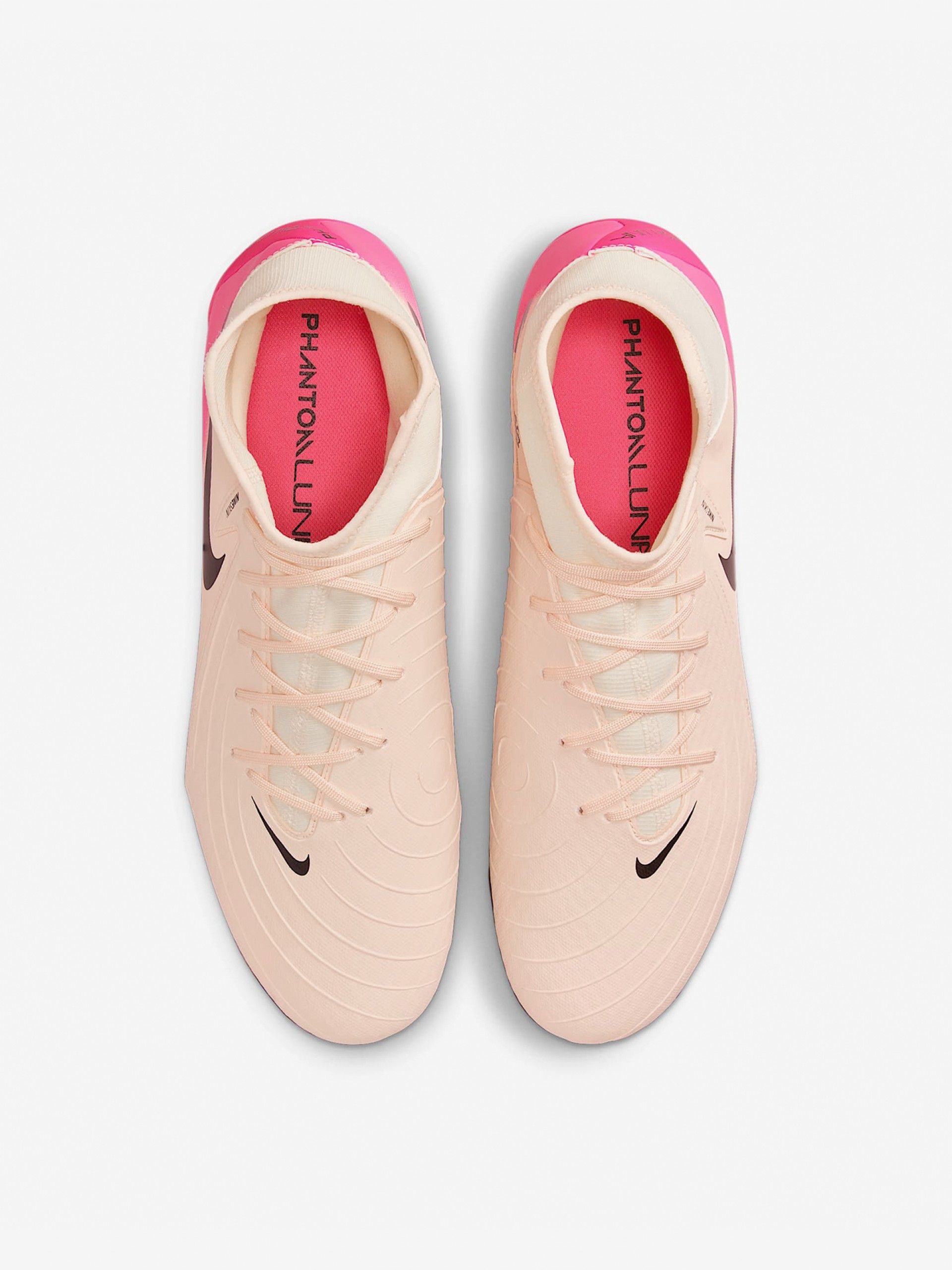 Nike Phantom Luna II Academy FG/MG Football Boots