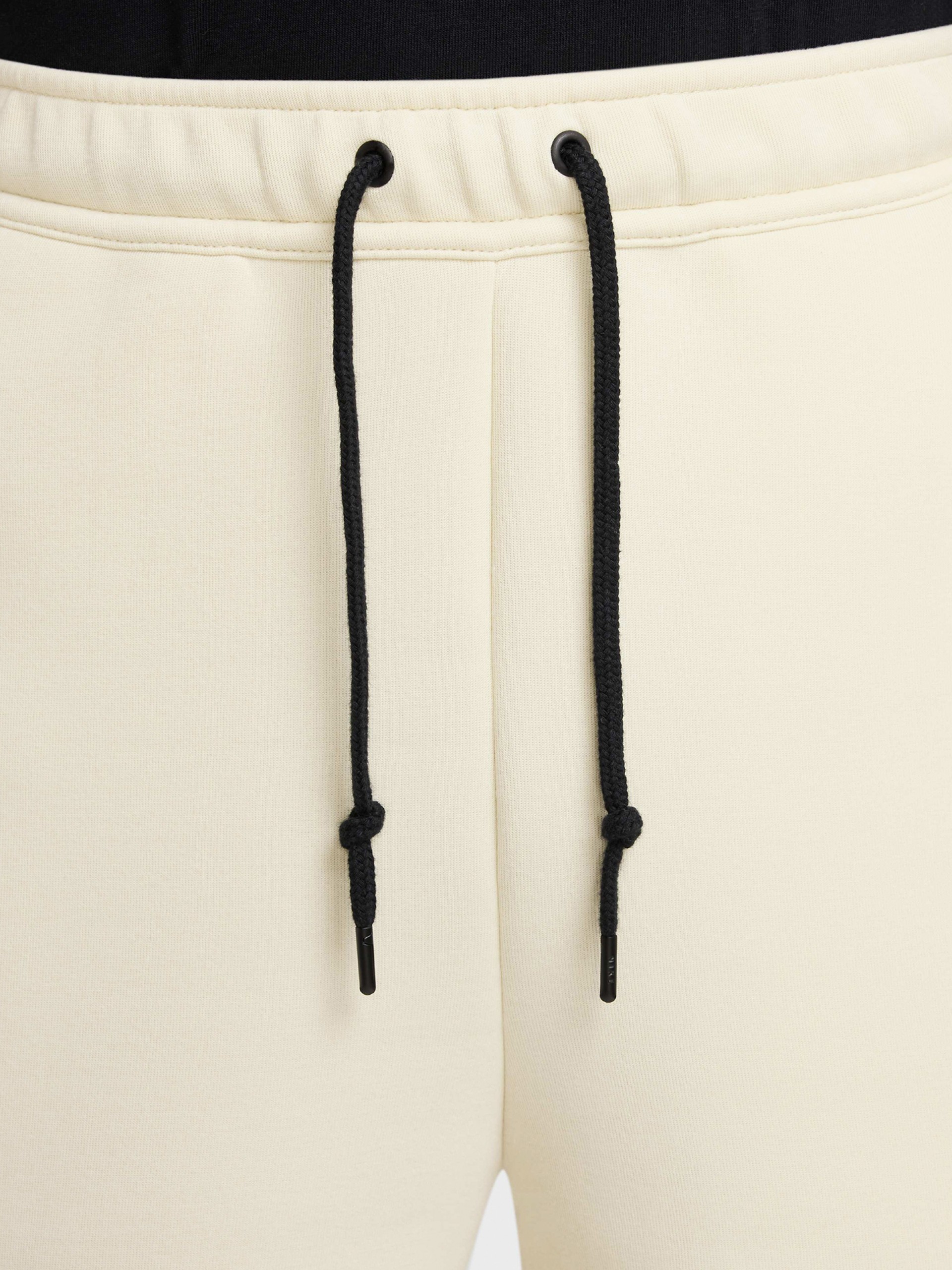 Nike Sportswear Tech Fleece Beige Shorts For Men