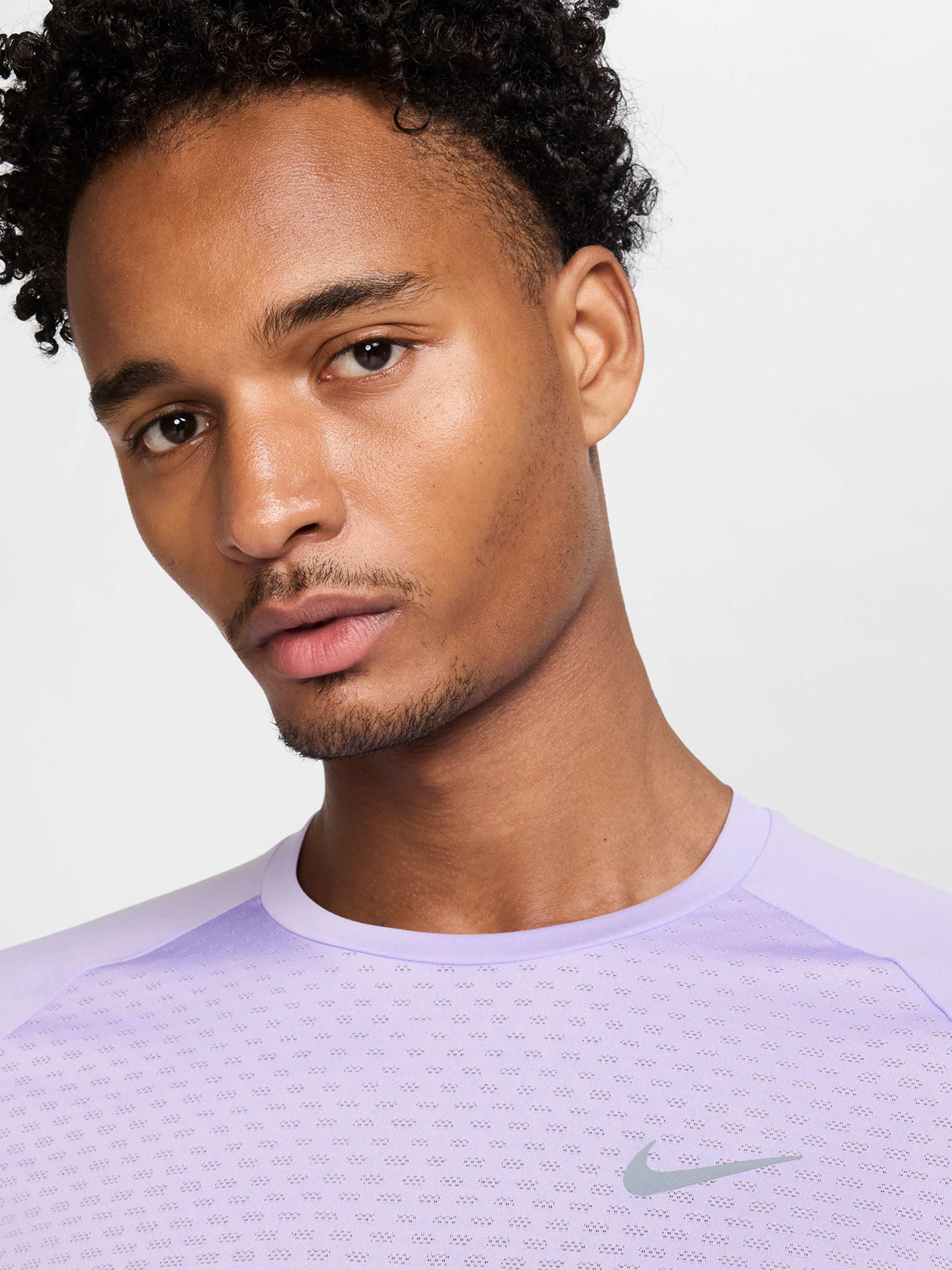 Camiseta de Running Nike Stride Dri-FIT ADV Lila Para Hombre