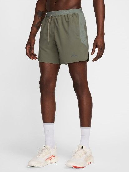 Pantalones Cortos de Trail Nike Dri-FIT 15cm Verdes Para Hombre