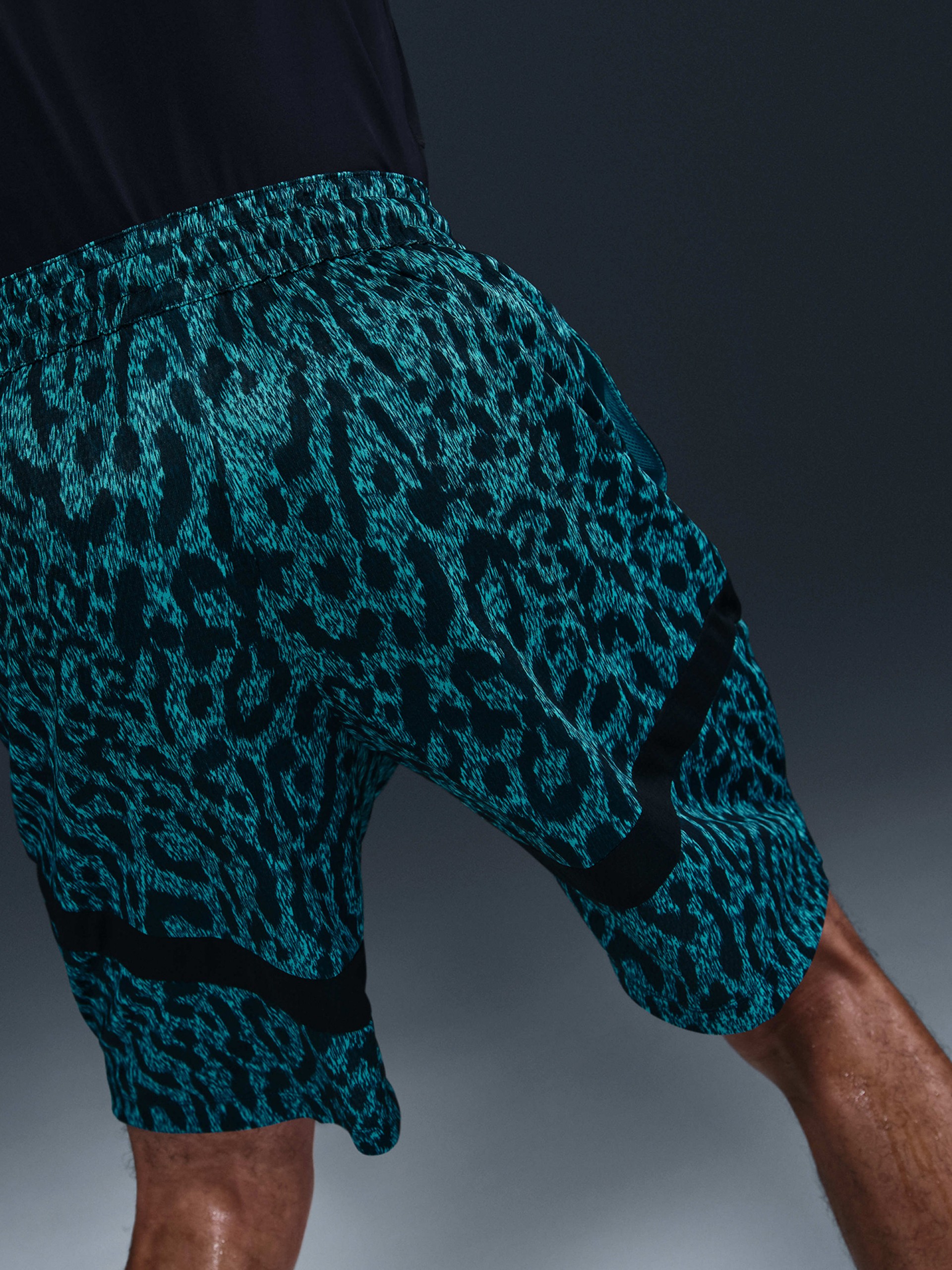 Calções de Basquetebol Nike Icon Dri-FIT 20cm Padrão Leopardo Azul e Preto Para Homem