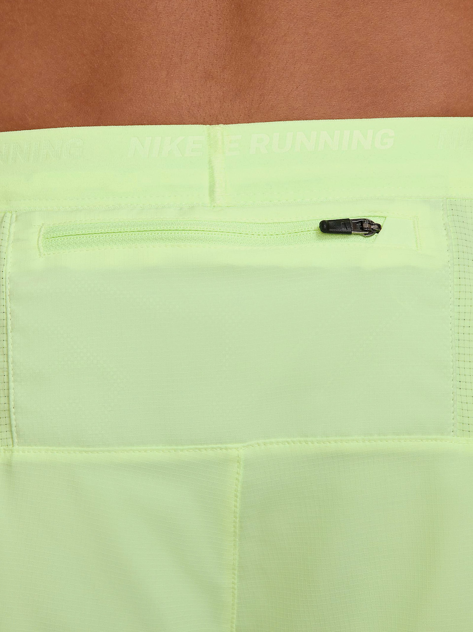 Calções de Running Nike Dri-FIT Stride Hybrid 13cm Verdes Para Homem