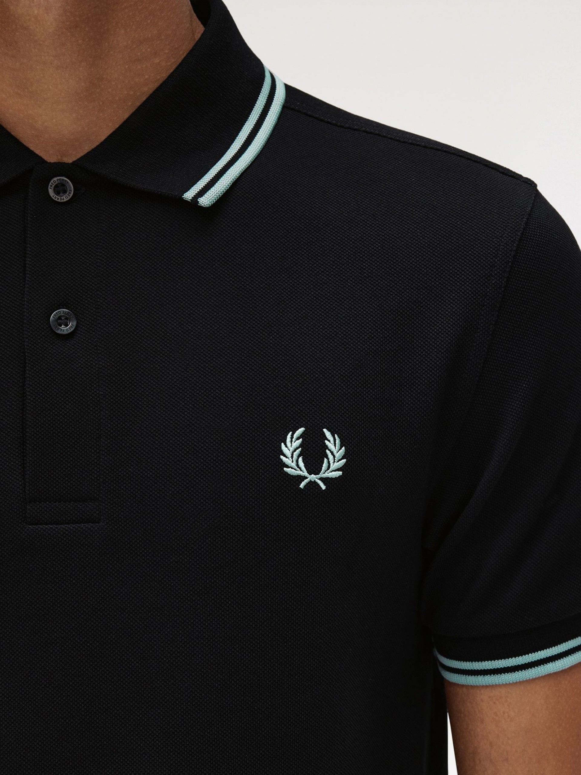 Polo Fred Perry M3600 Twin Tipped Negro y Azul