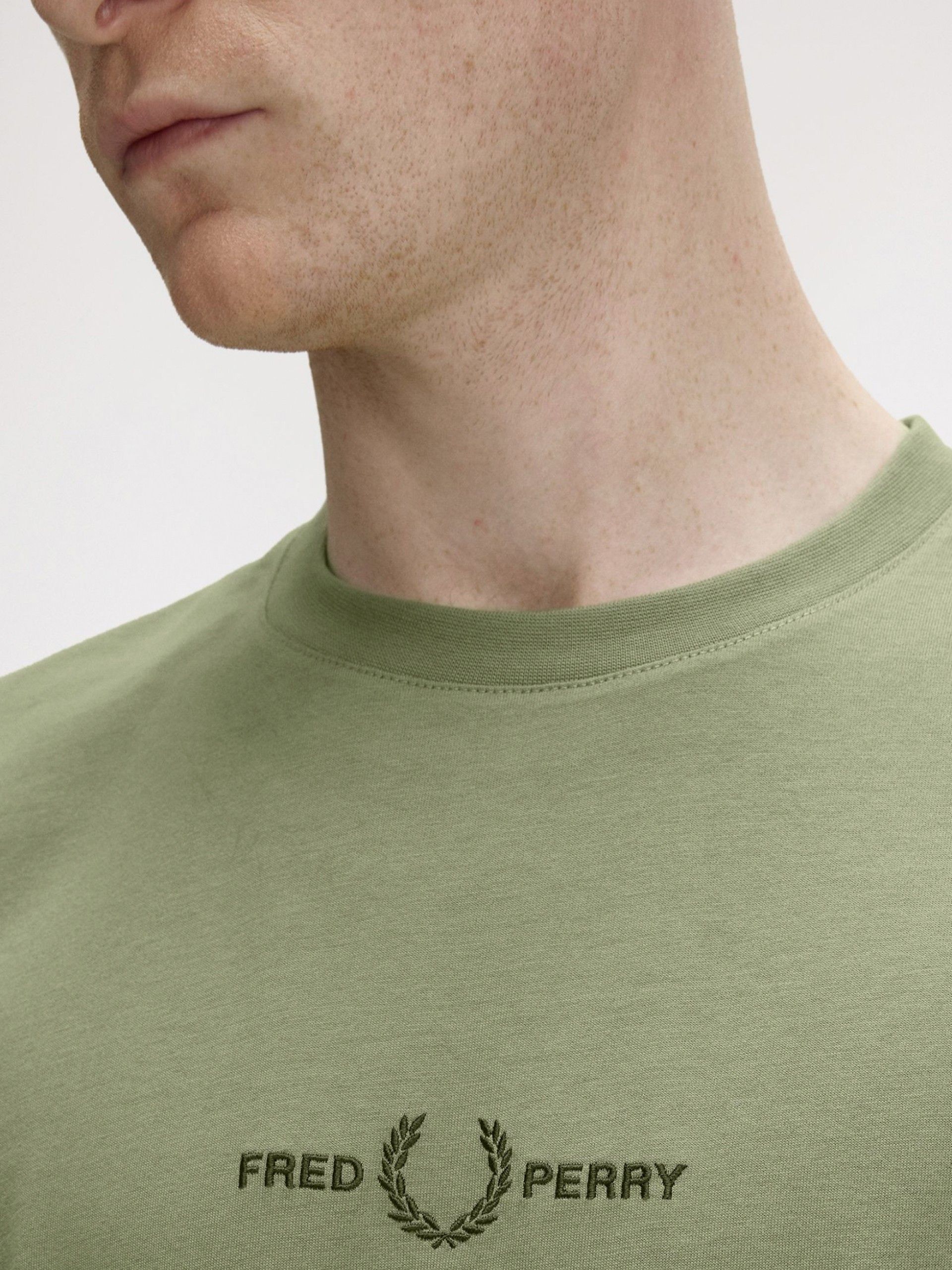 T-shirt Fred Perry Embroidered Verde