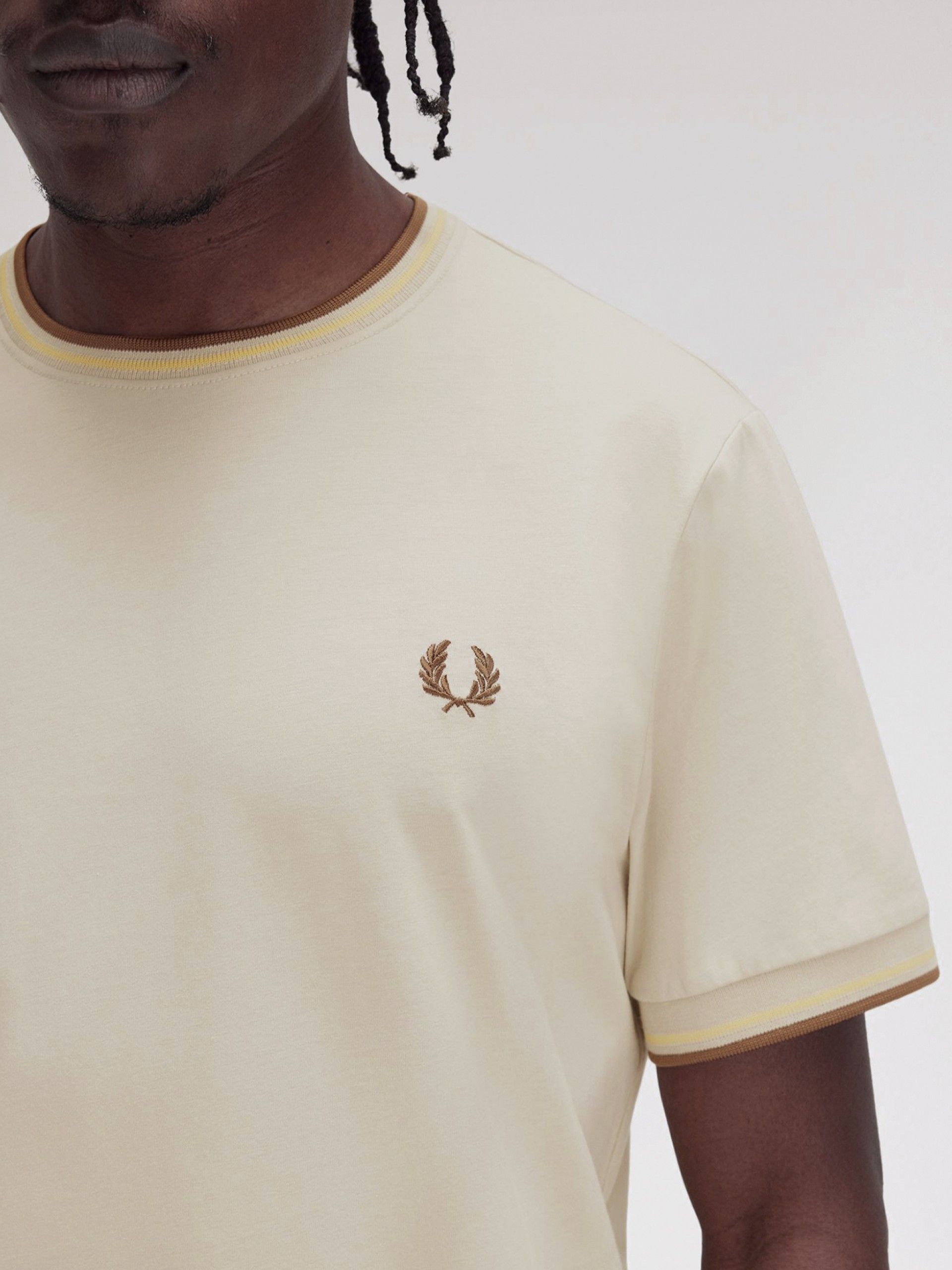T-shirt Fred Perry Twin Tipped Bege e Castanha