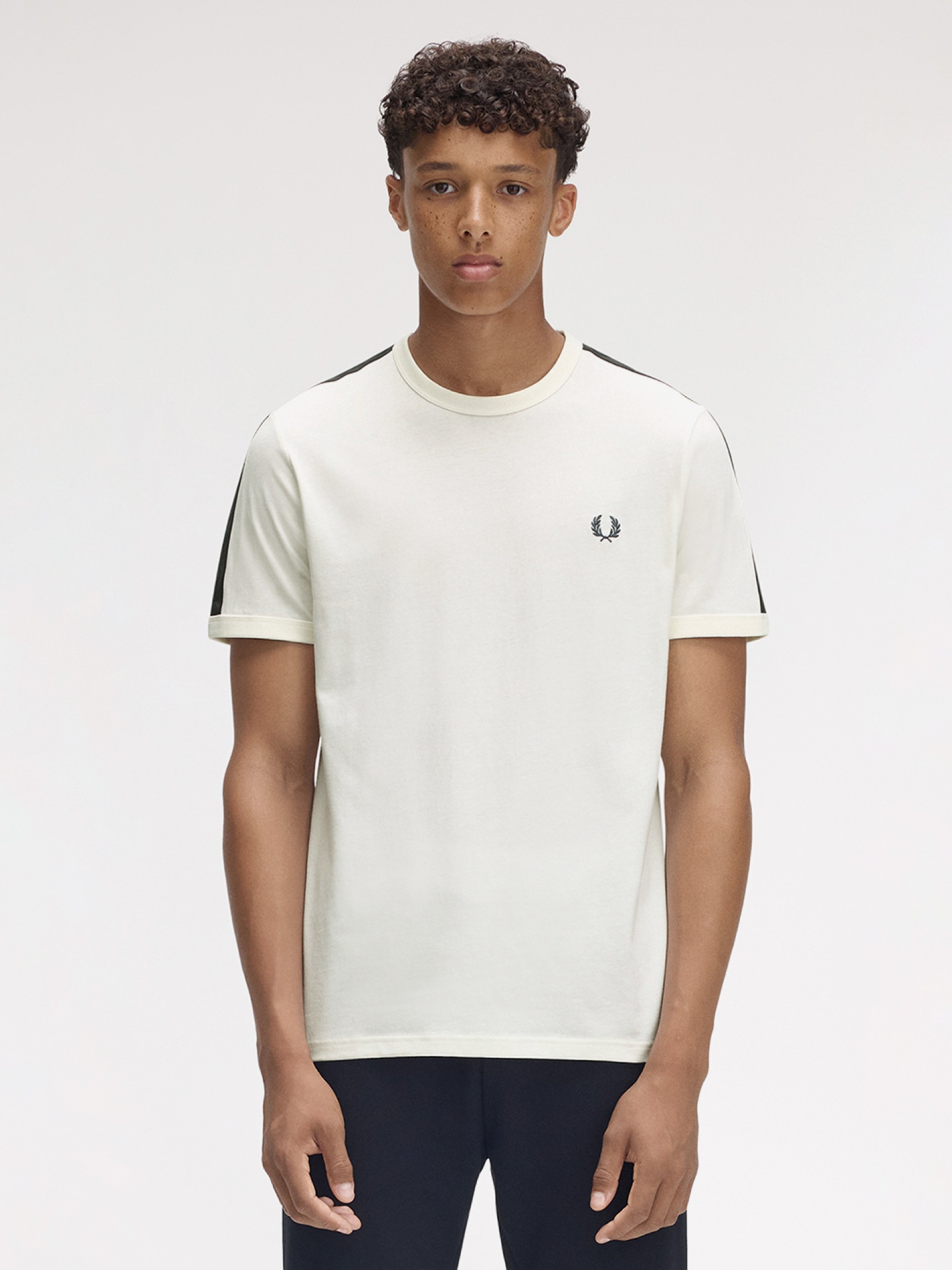 T-shirt Fred Perry Contrast Tape Ringer Branca e Cinzenta