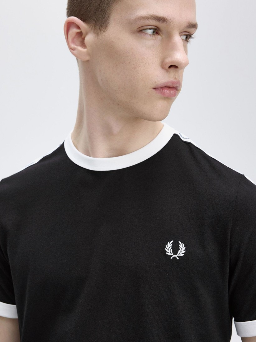 T-shirt Fred Perry Taped Ringer Preta e Branca