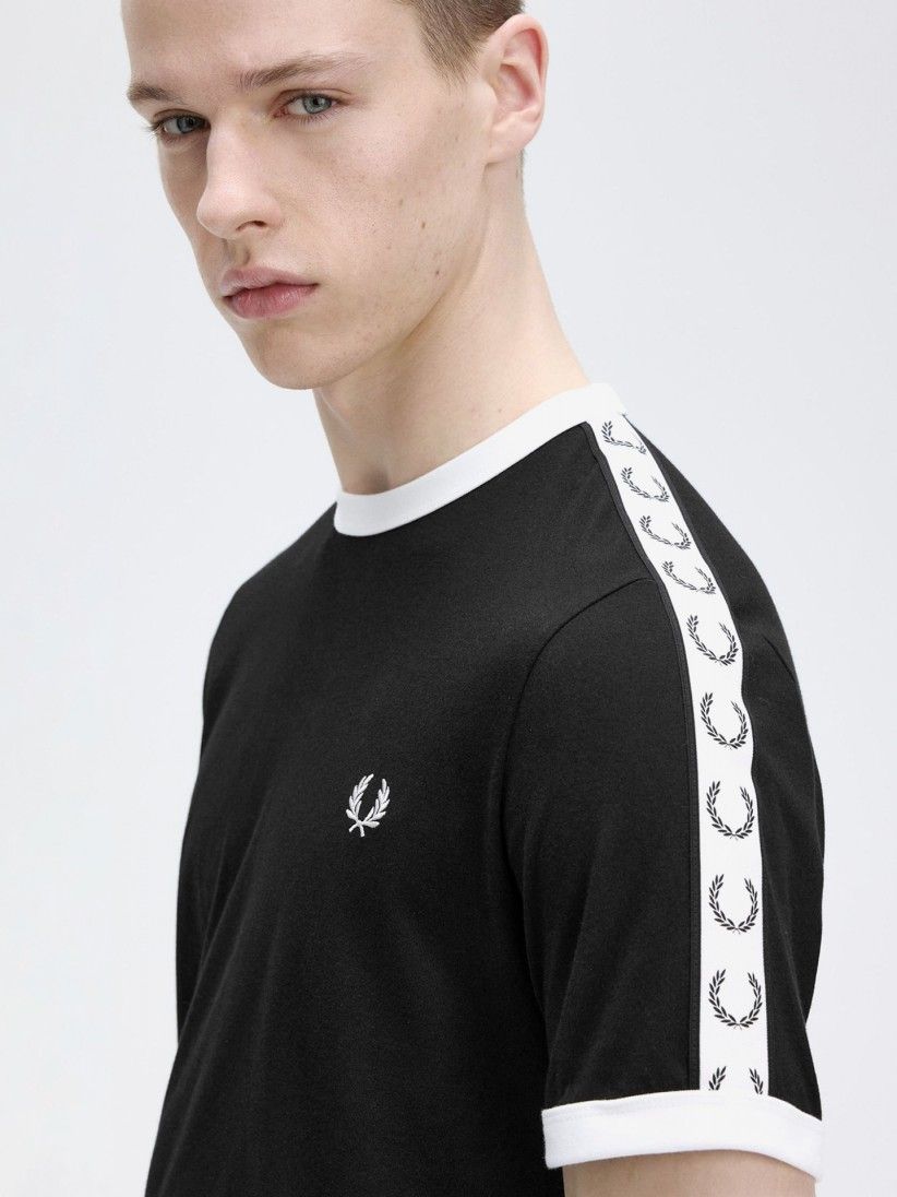 T-shirt Fred Perry Taped Ringer Preta e Branca