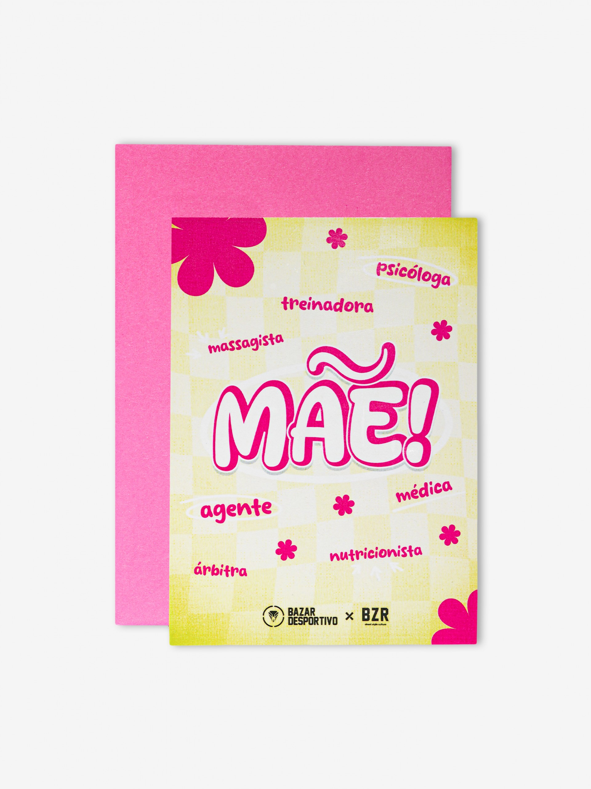 Mãe é Tudo (Mum is Everything) Postcard