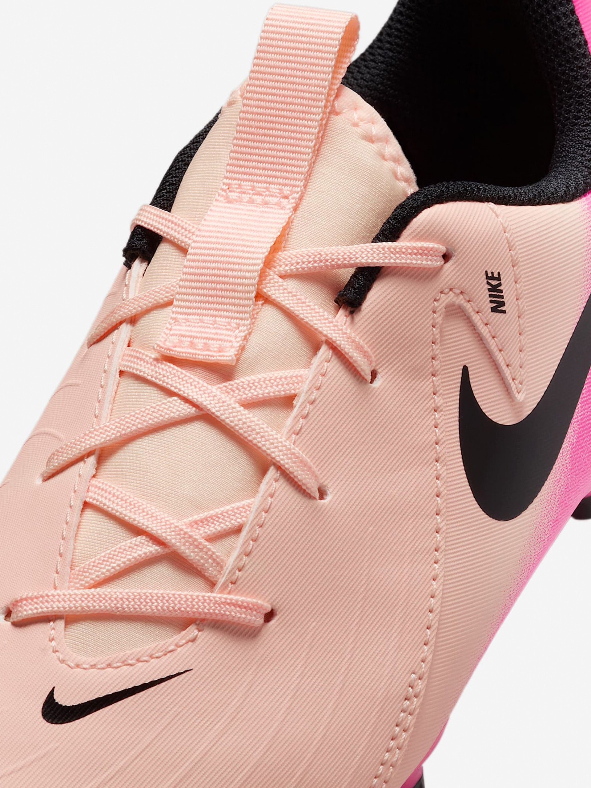 Chuteiras Nike Phantom GX II Academy FG/MG J