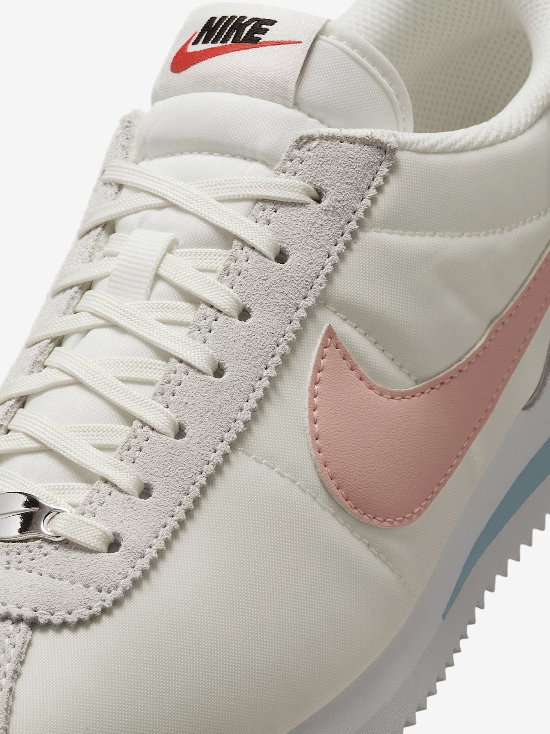 Sapatilhas Nike Cortez Bege e Rosa Para Mulher