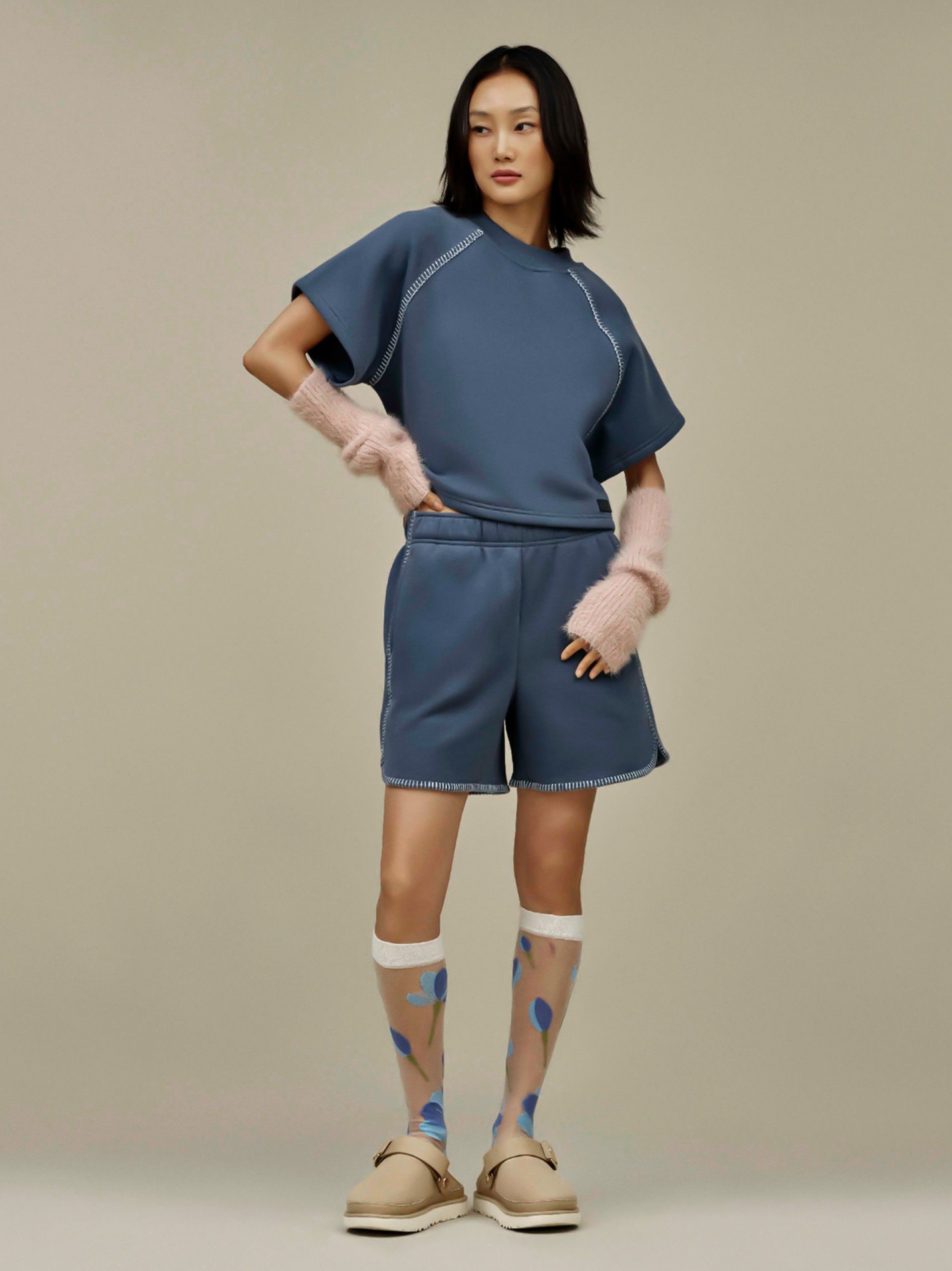 Ugg Goldenstar Villa Clog Beige Sandals For Women