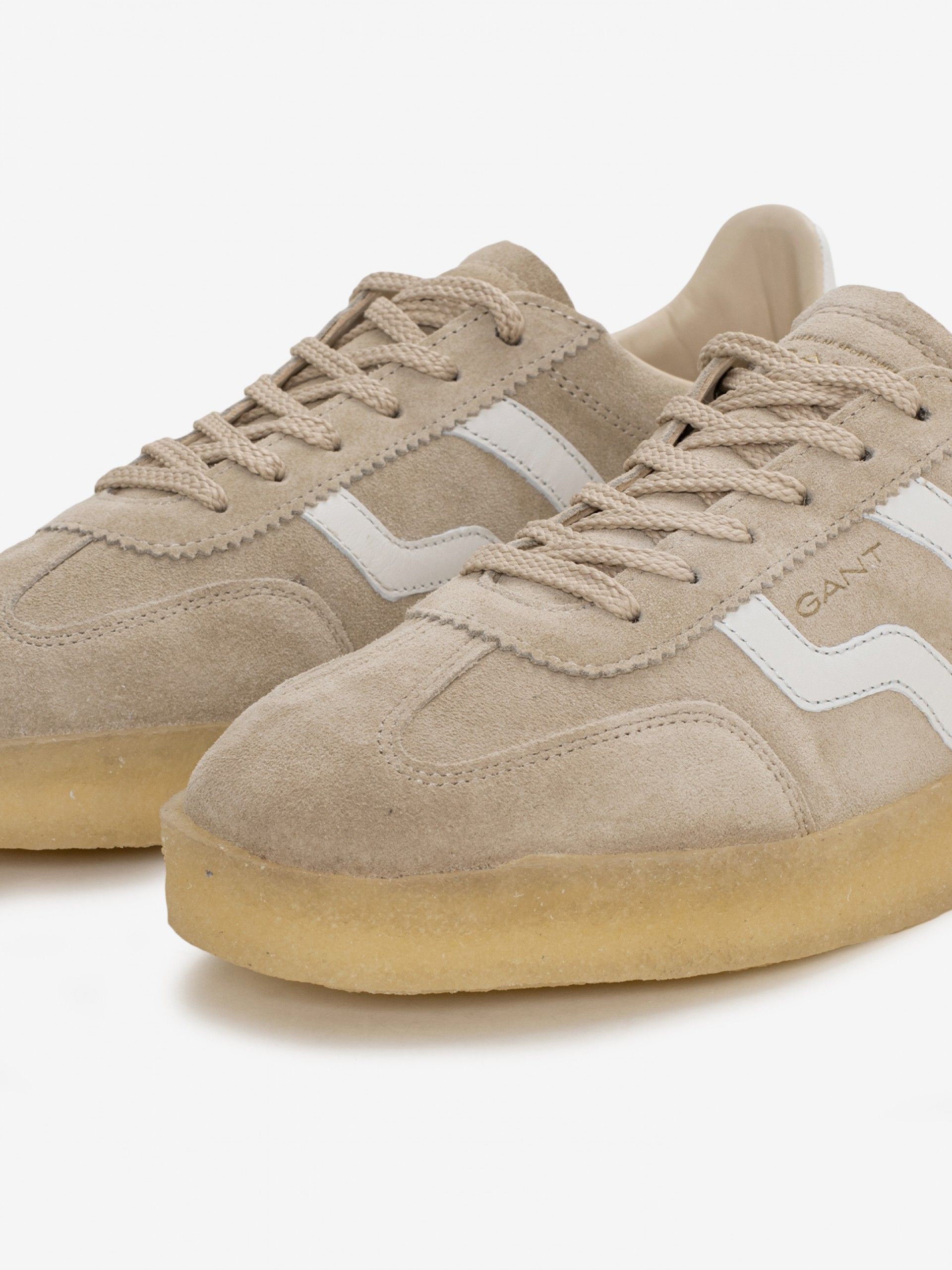 Sapatilhas Gant Cuzima Crepe Bege Em Camurça