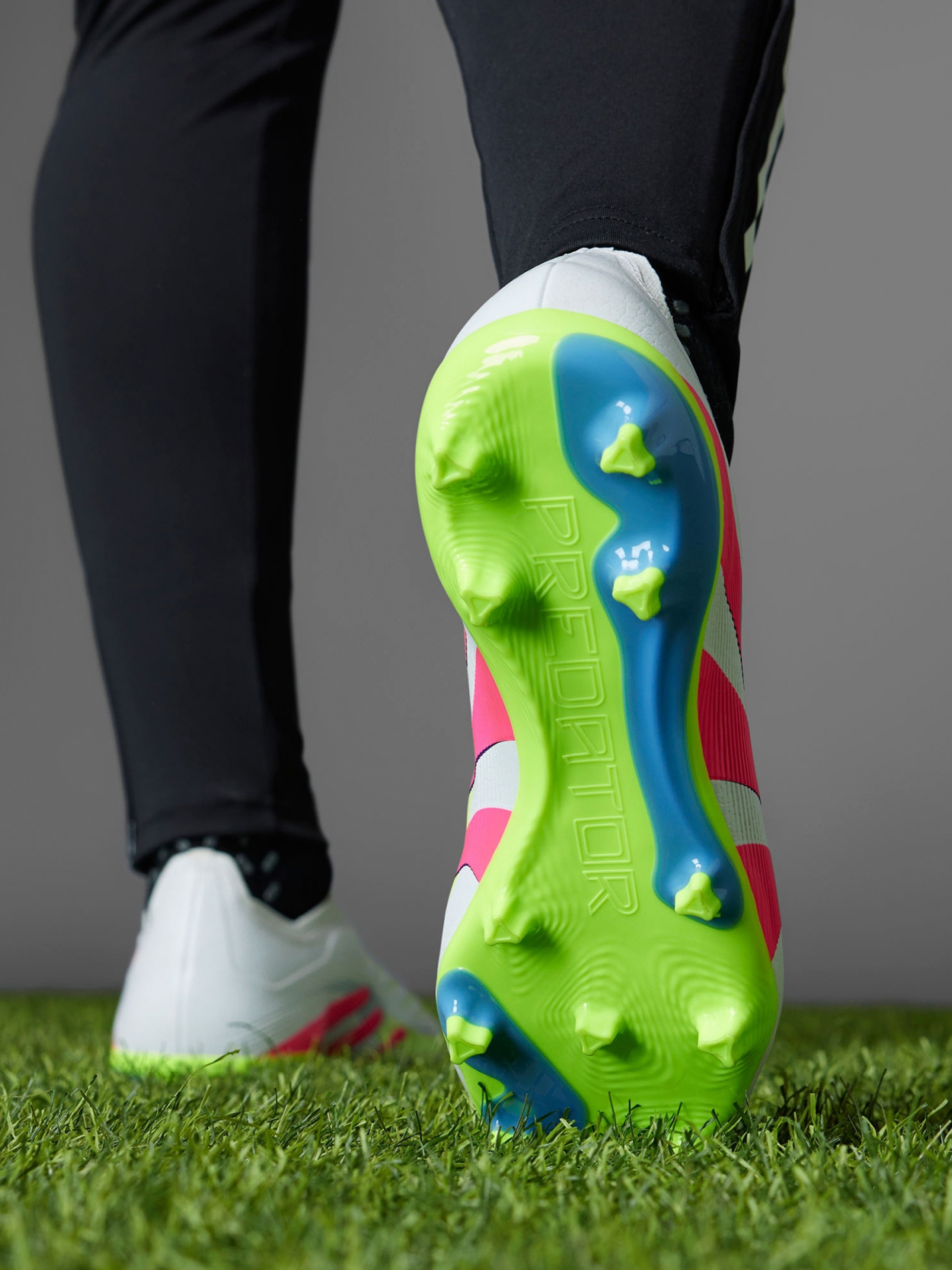 Chuteiras Adidas Predator League LL FG/MG