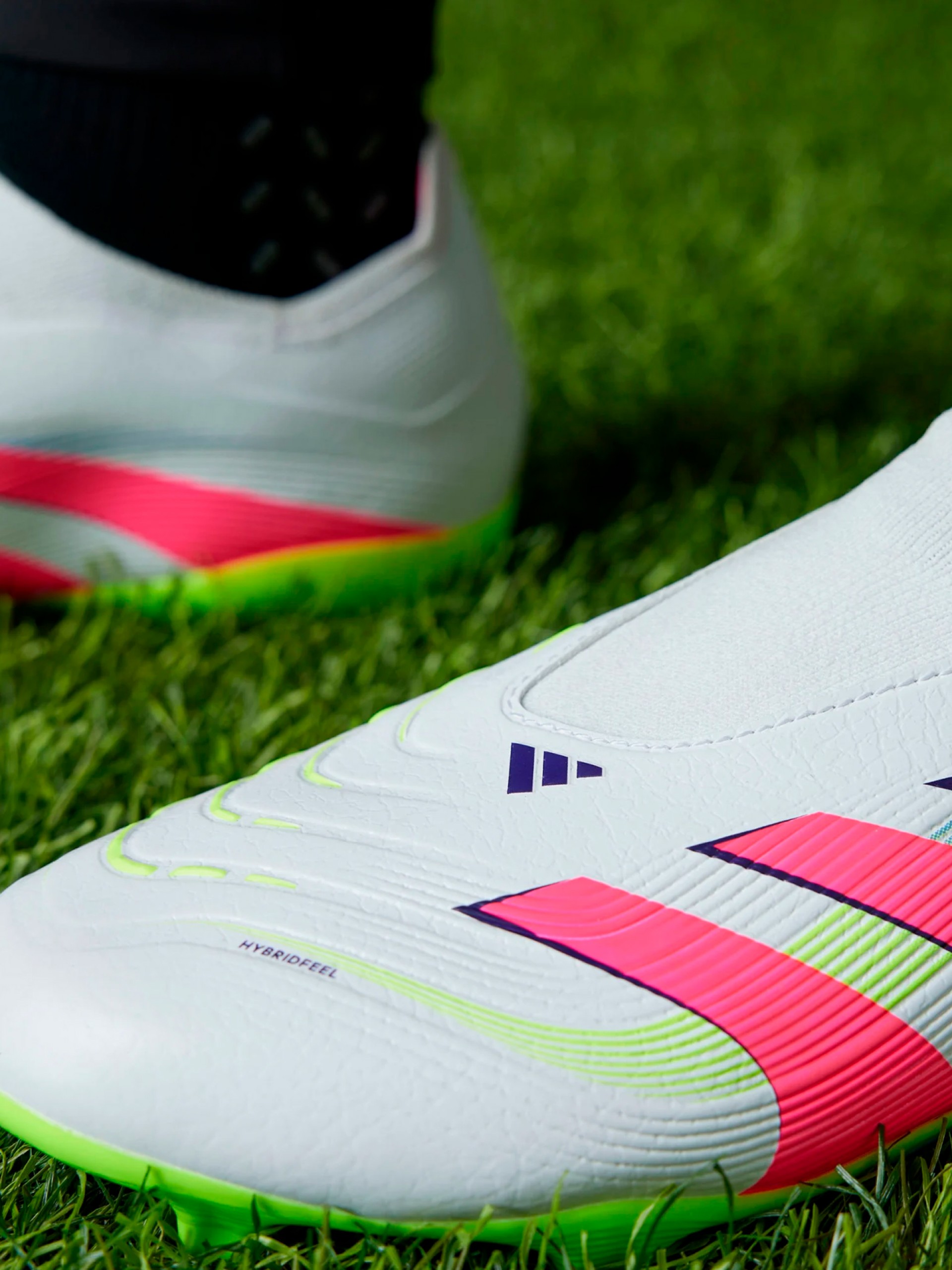 Chuteiras Adidas Predator League LL FG/MG