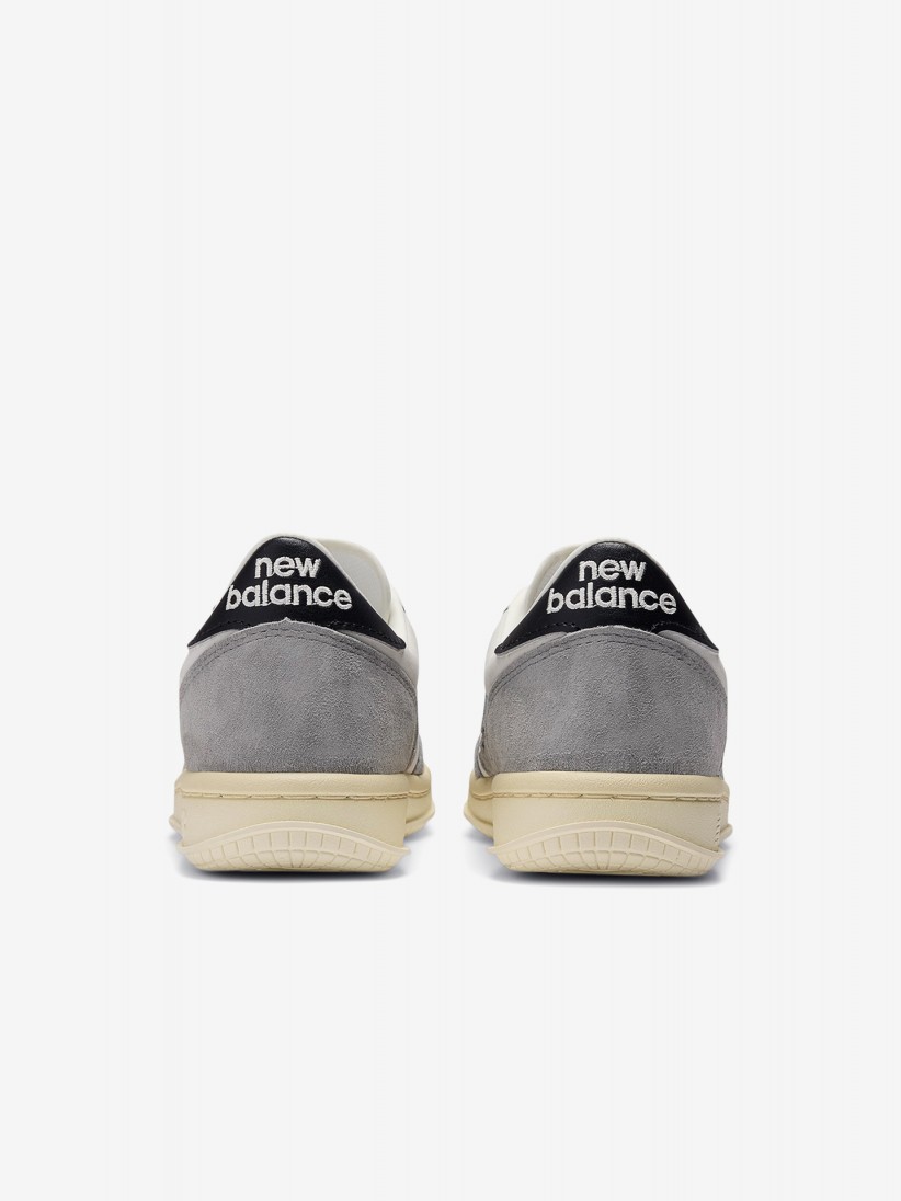 Sapatilhas New Balance T500 V1 Cinzentas e Brancas