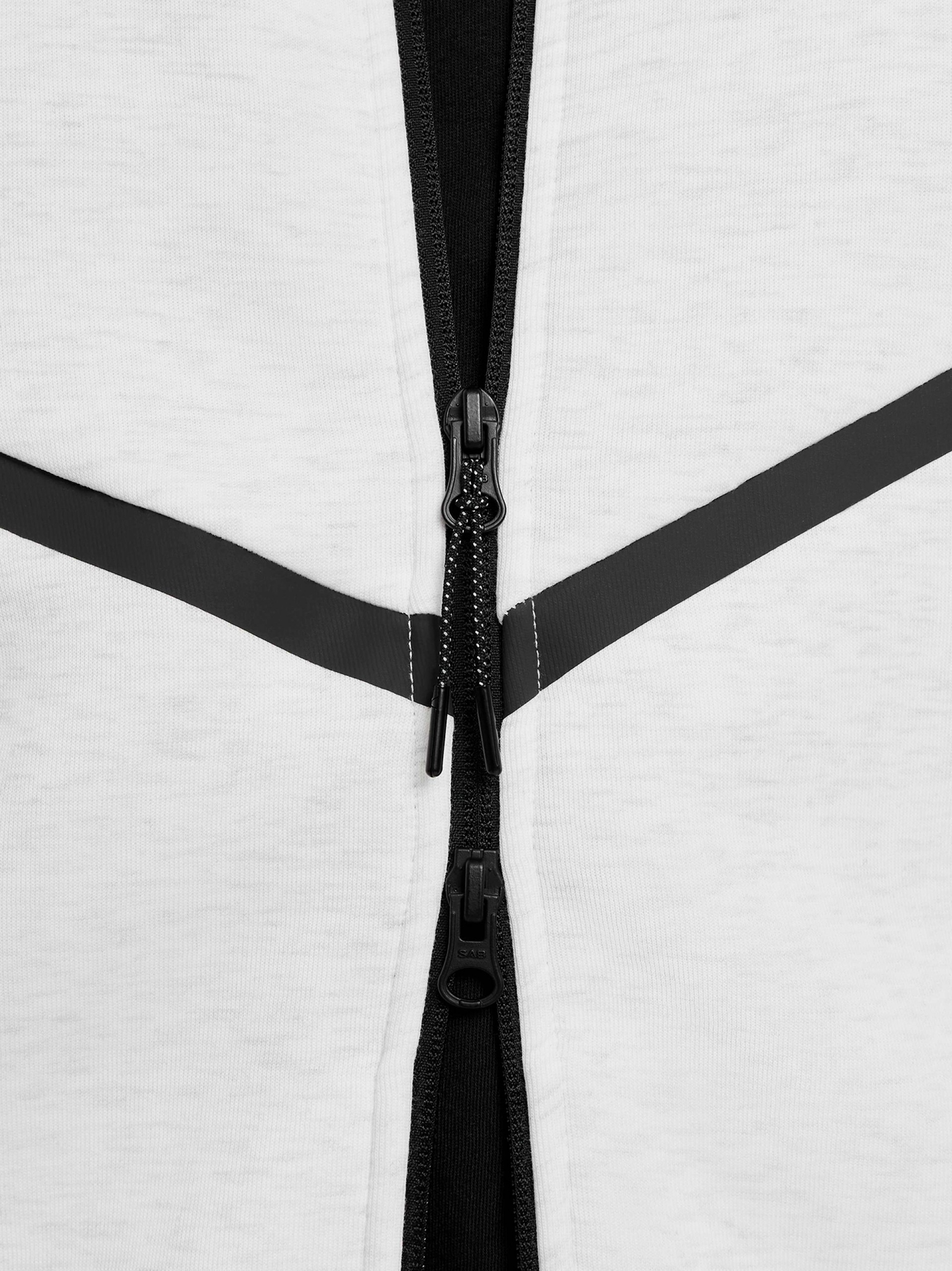 Chaqueta con Capucha Nike Tech Fleece Windrunner Gris y Negra Para Hombre