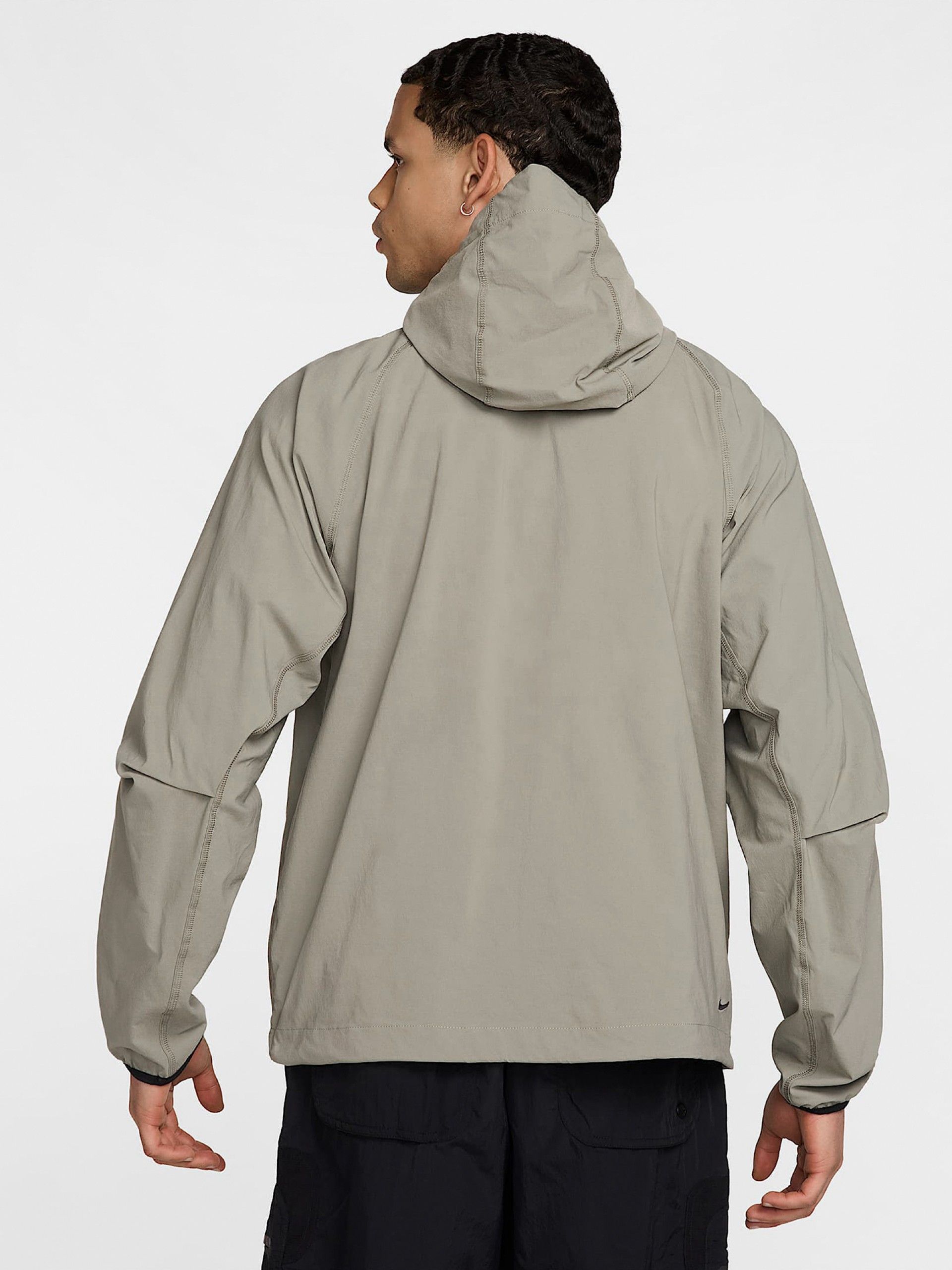 Chaqueta Cortavientos con Capucha Nike Tech Woven Verde Para Hombre