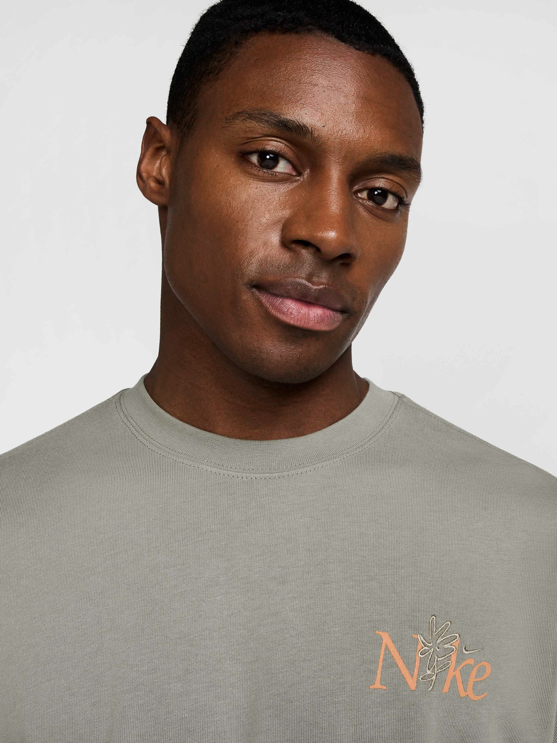 T-shirt Nike Sportswear Max90 Verde Para Homem