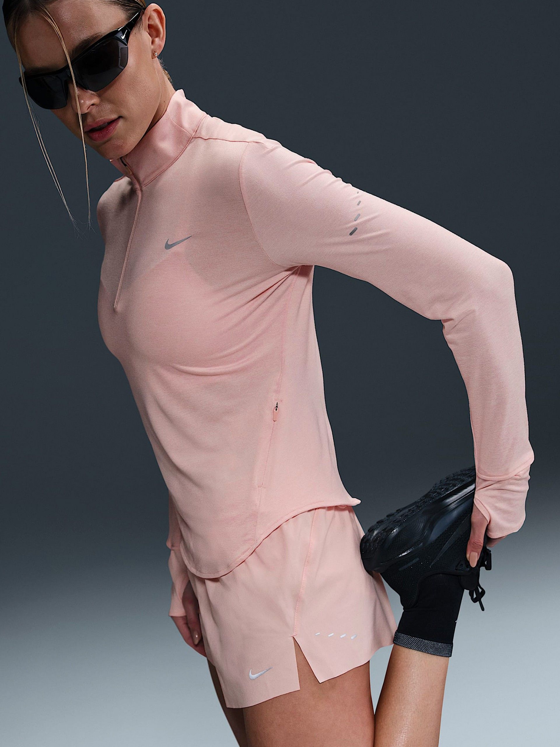 Sudadera con Cremallera de Running Nike Swift Dri-FIT UV Rosa Para Mujer
