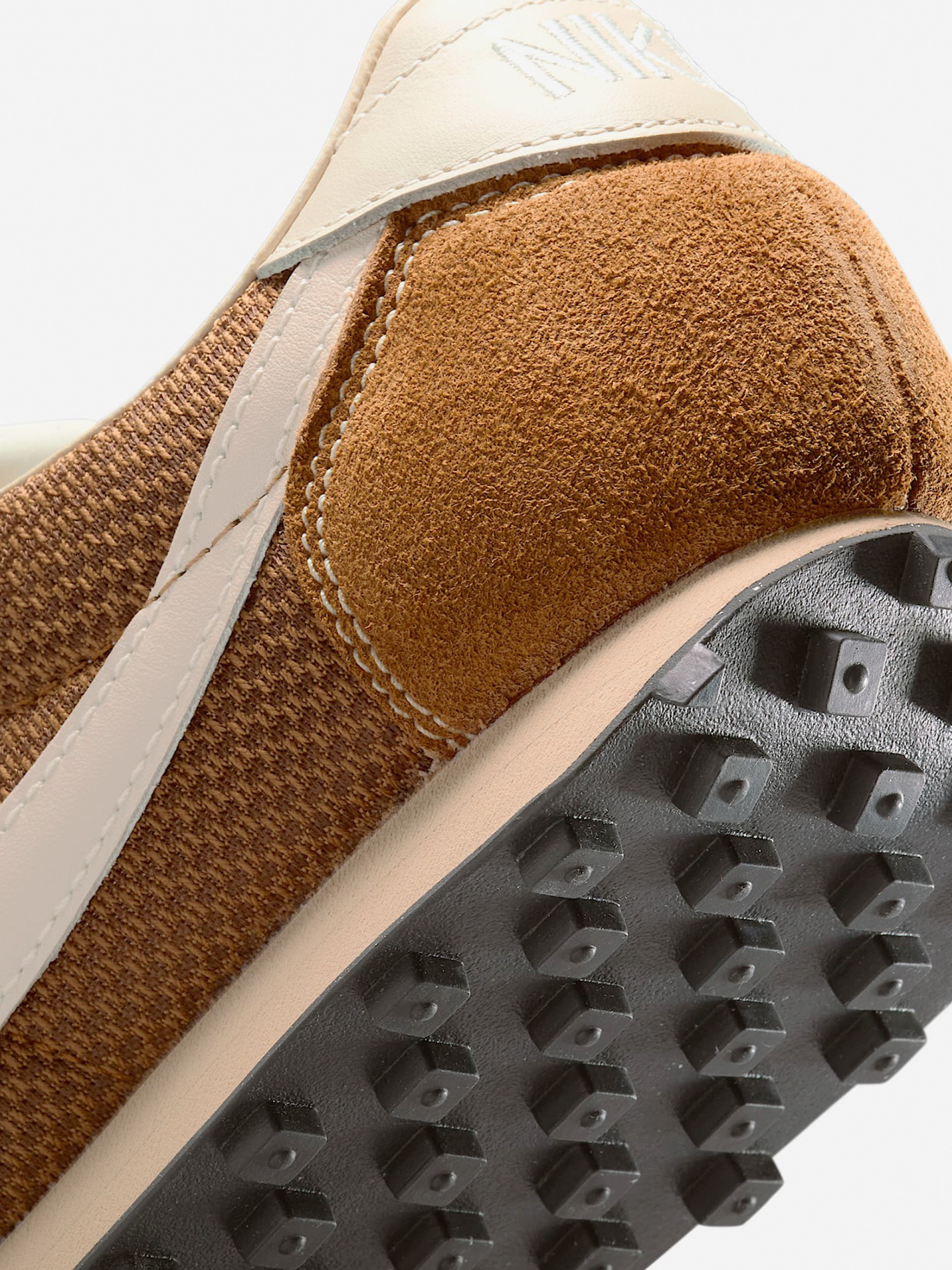 Sapatilhas Nike LD-1000 Camel