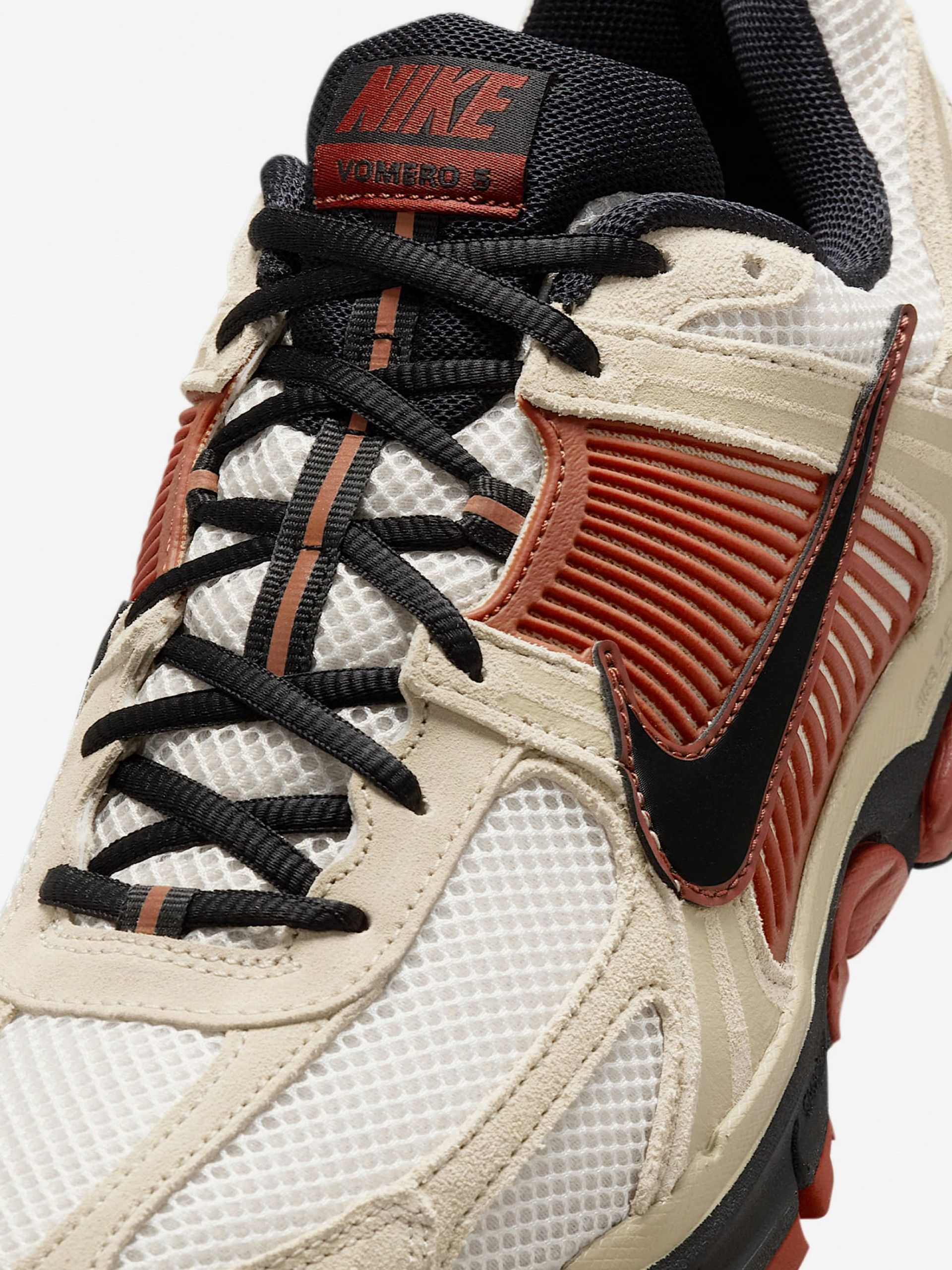 Zapatillas Nike Zoom Vomero 5 Beige y Marrones Para Hombre