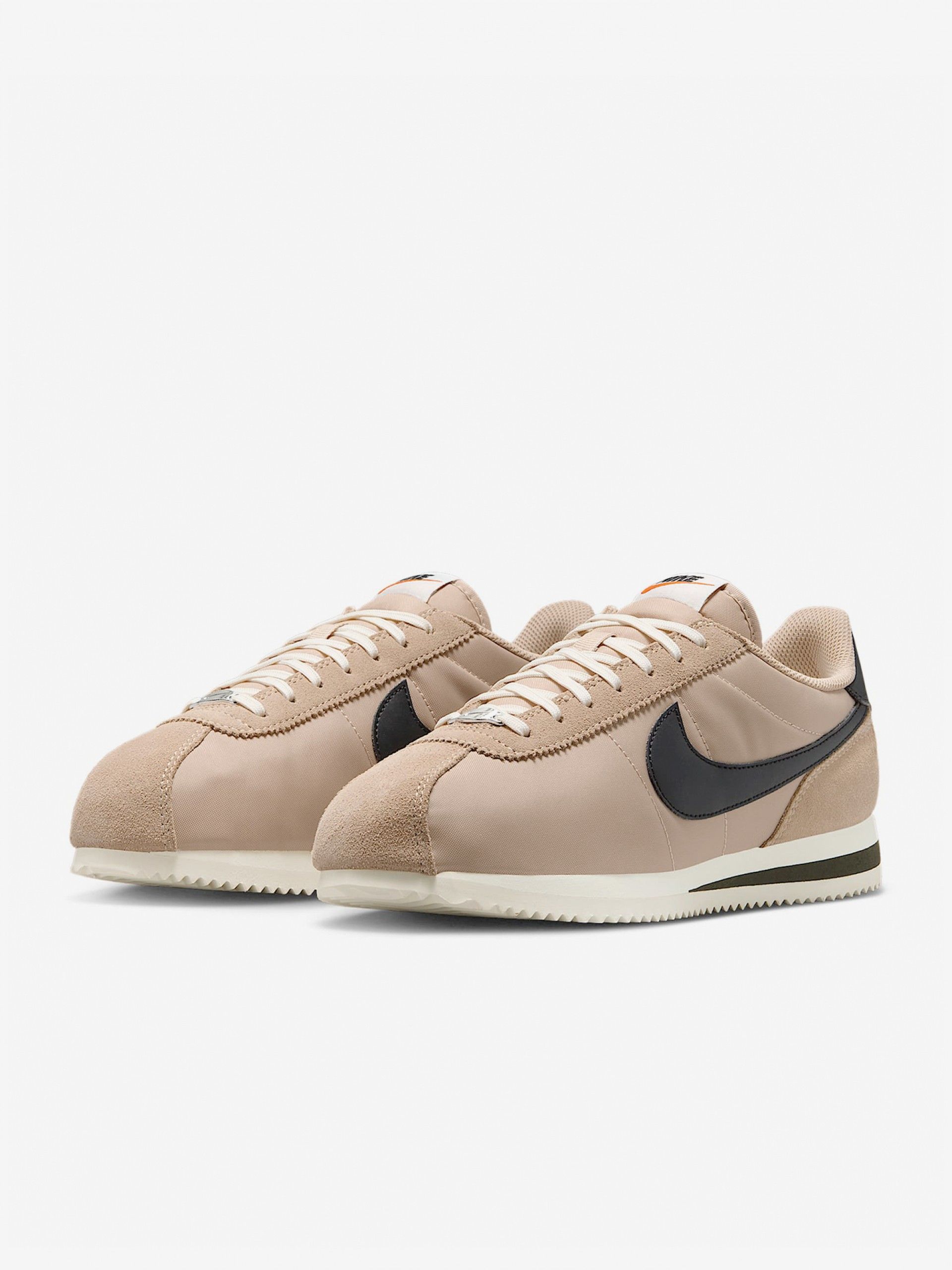 Sapatilhas Nike Cortez Bege e Pretas Para Mulher