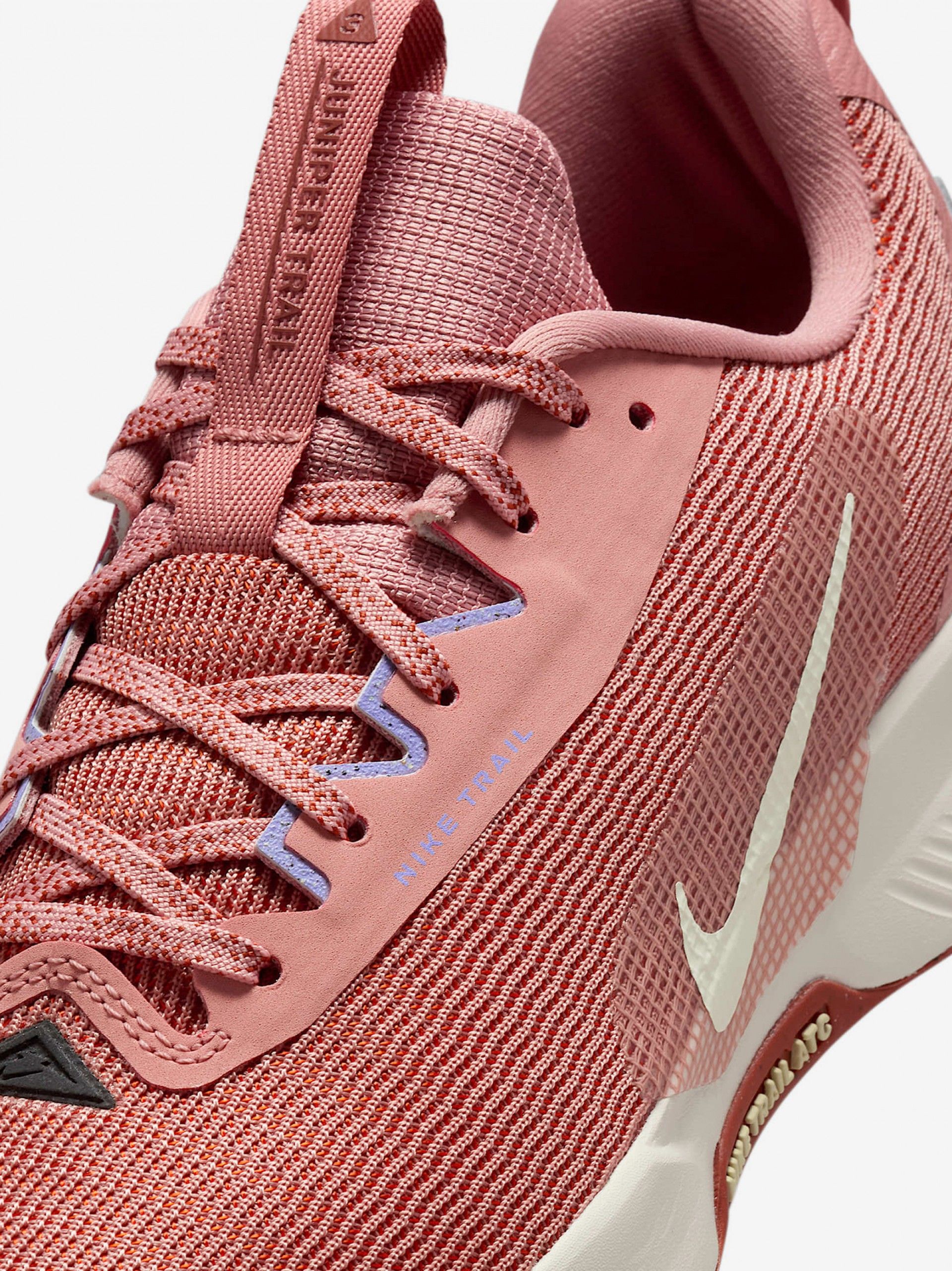 Zapatillas de Trail Nike Juniper Trail 3 Salmón Para Mujer
