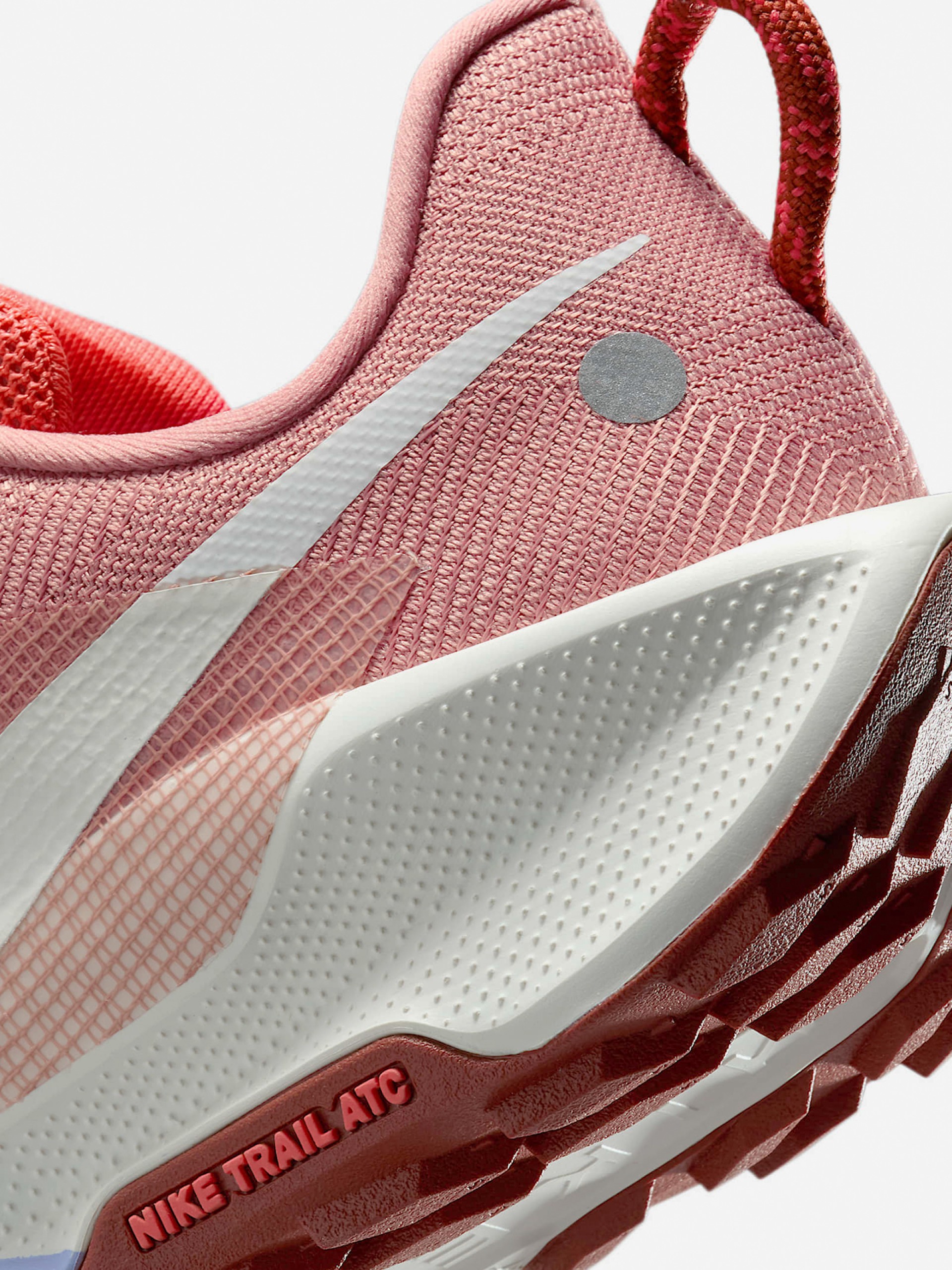 Sapatilhas de Trail Nike Pegasus Trail 5 Salmão Para Mulher