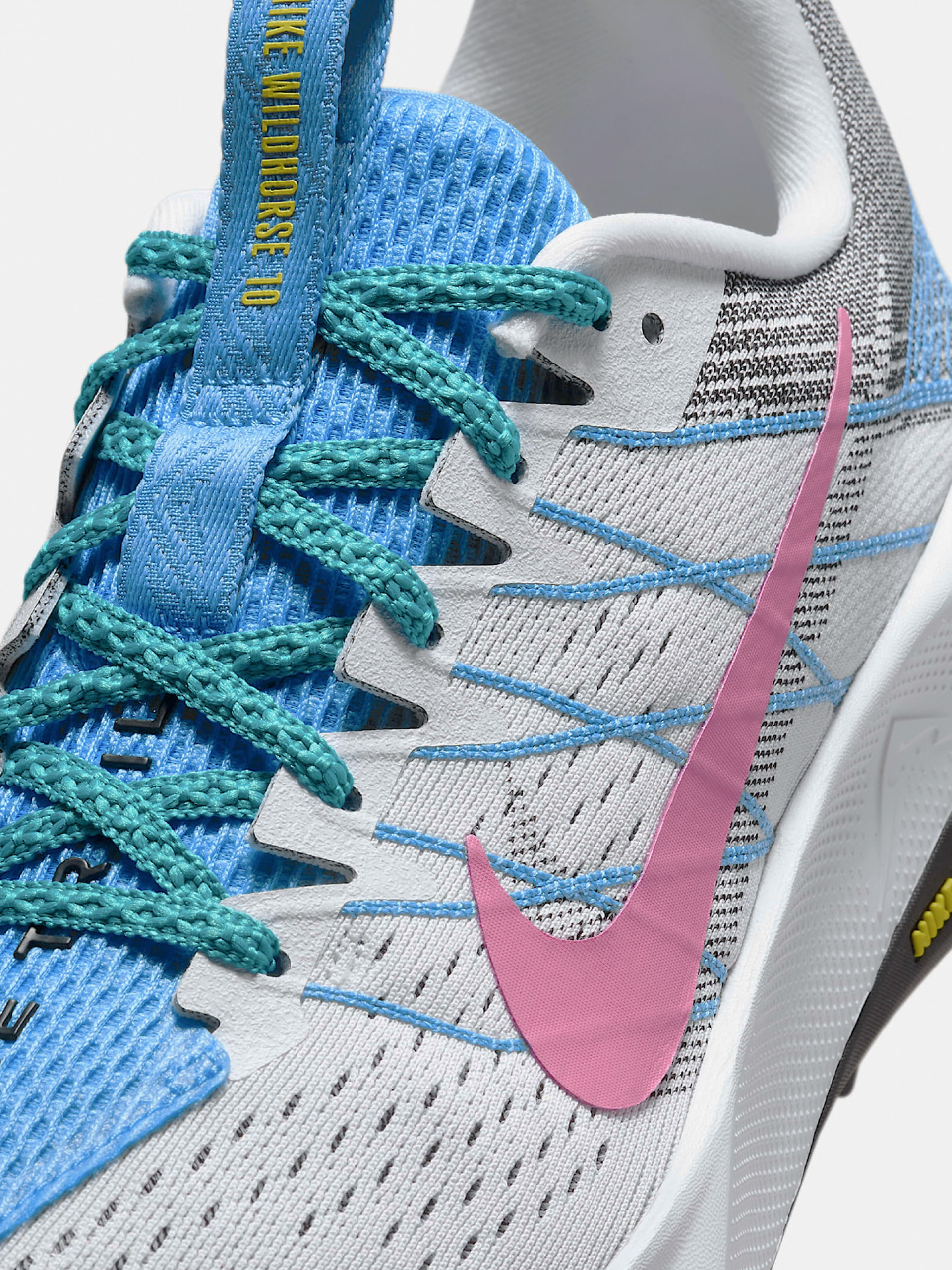 Sapatilhas de Trail Nike Wildhorse 10 Cinzentas e Azuis Para Mulher