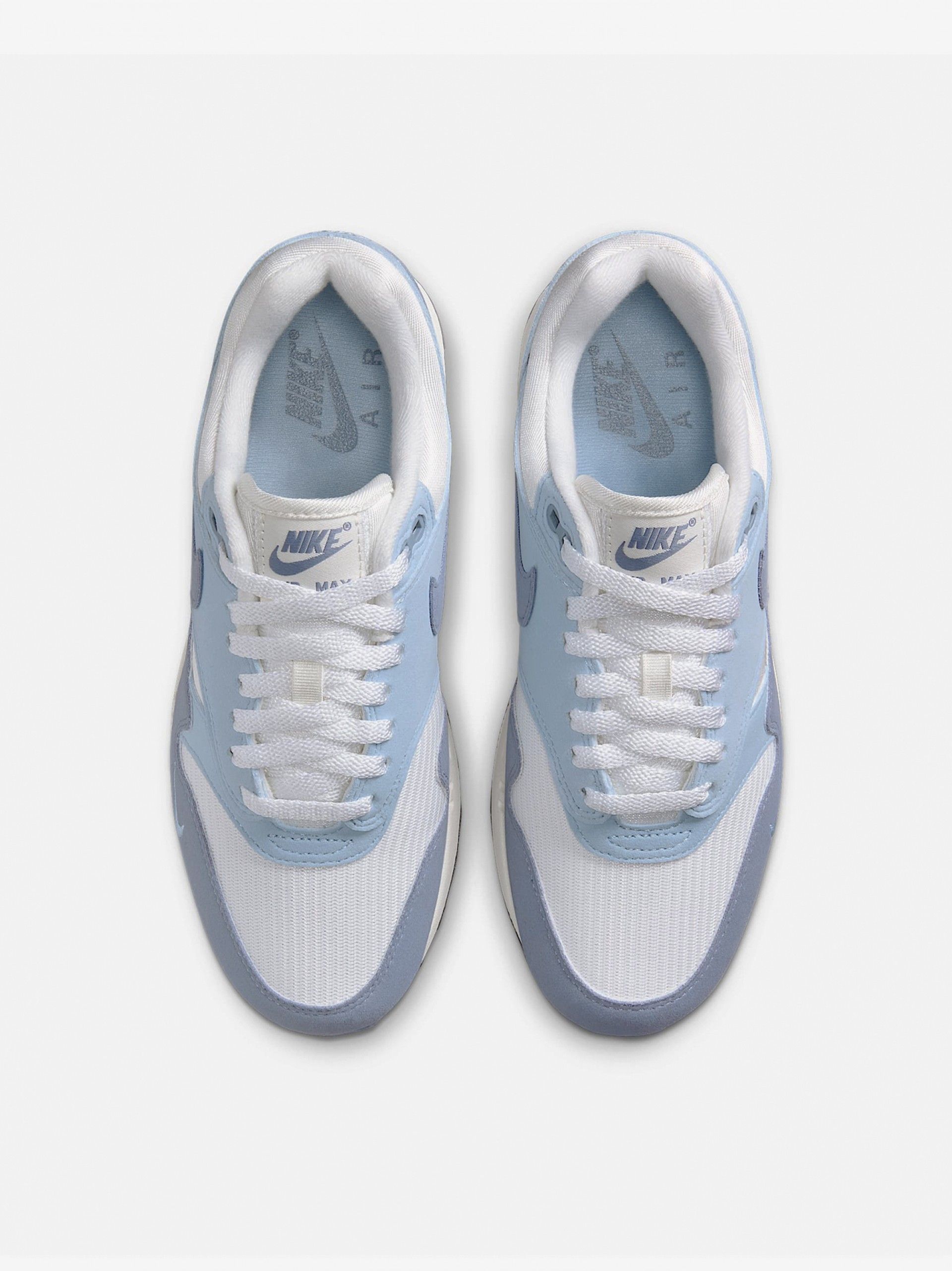 Sapatilhas Nike Air Max 1 Premium Azuis e Brancas Para Mulher