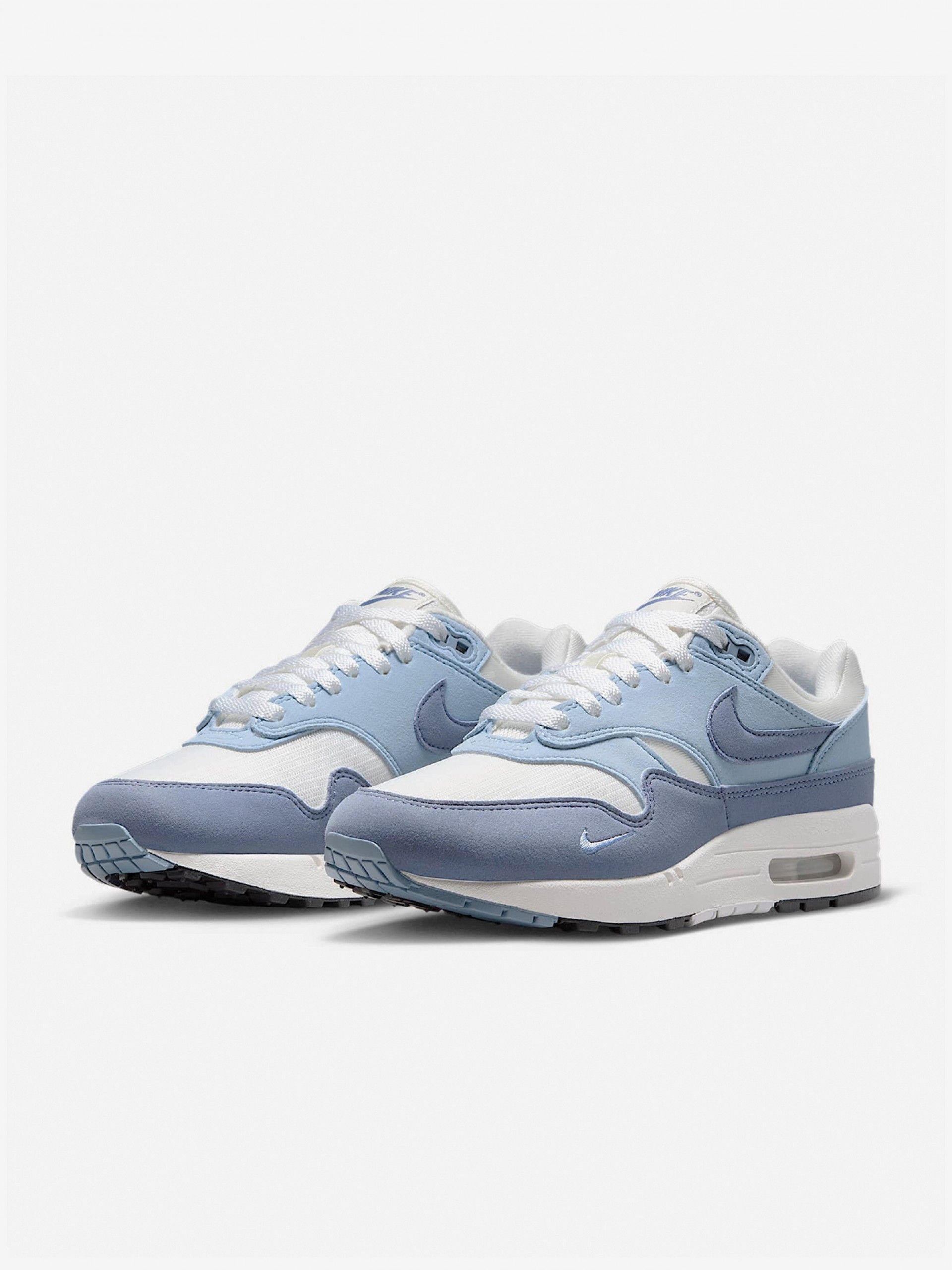 Sapatilhas Nike Air Max 1 Premium Azuis e Brancas Para Mulher