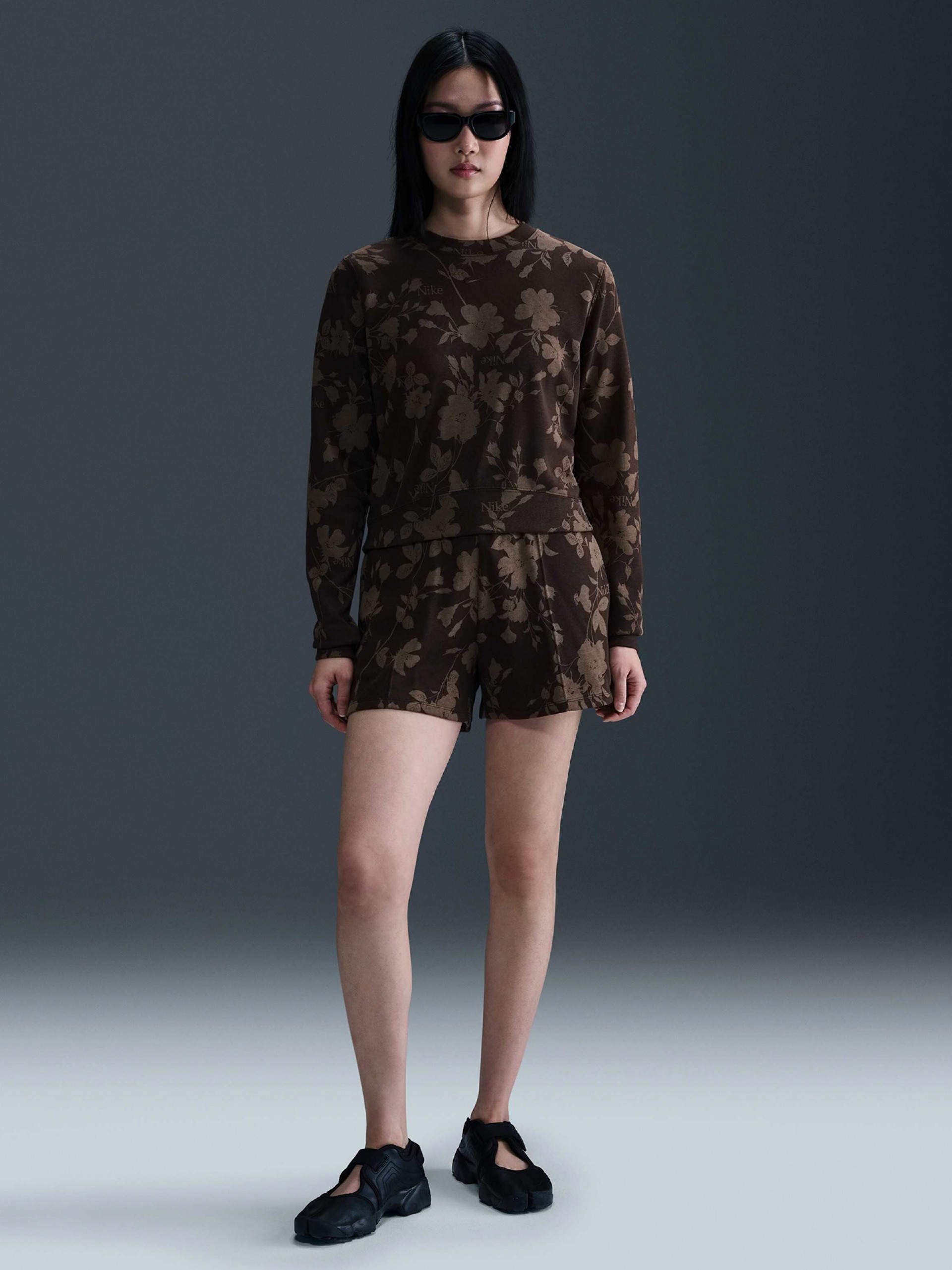 Camisola Nike Sportswear Chill Terry Castanha Estampada Para Mulher