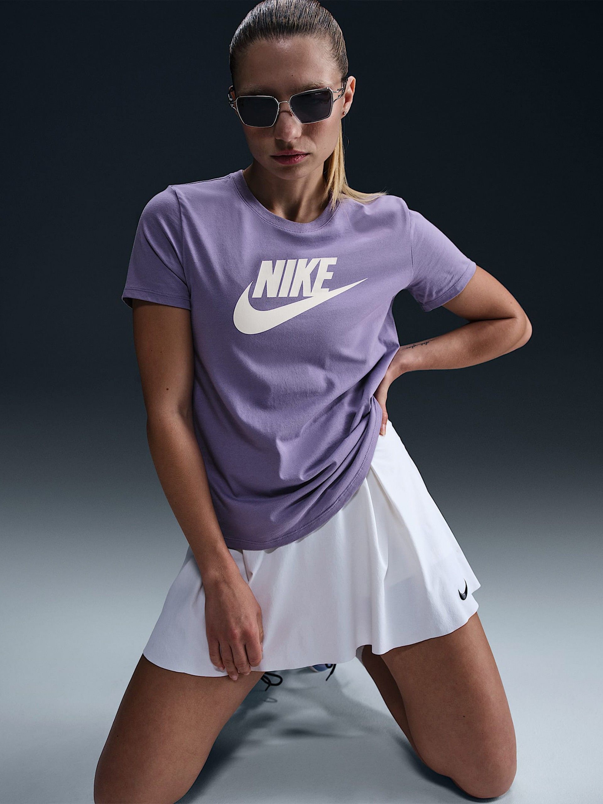 Nike Sportswear Essentials Logo Purple T-shirt For Women