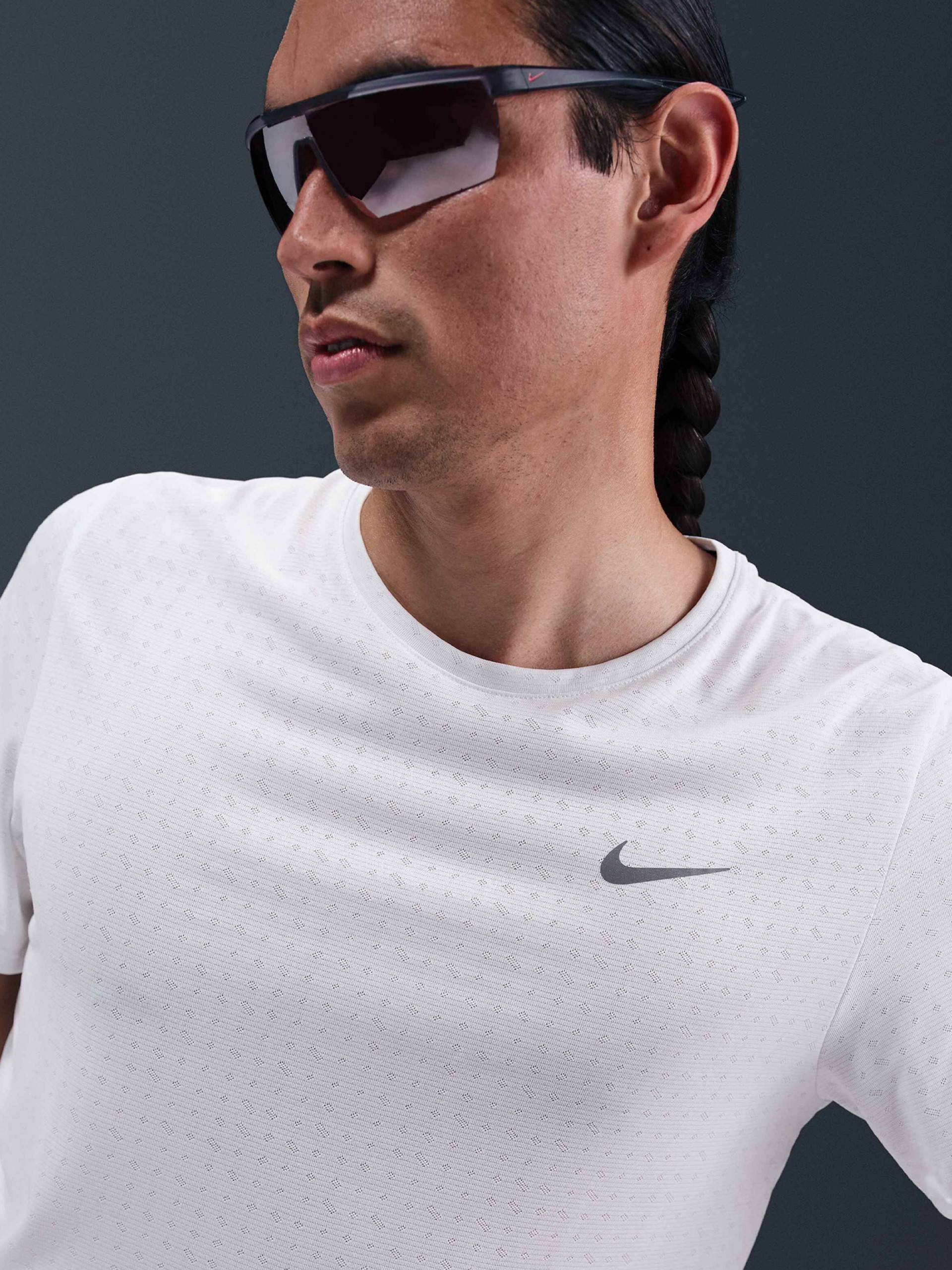 T-shirt de Running Nike Miler Breathe Dri-FIT Branca Para Homem