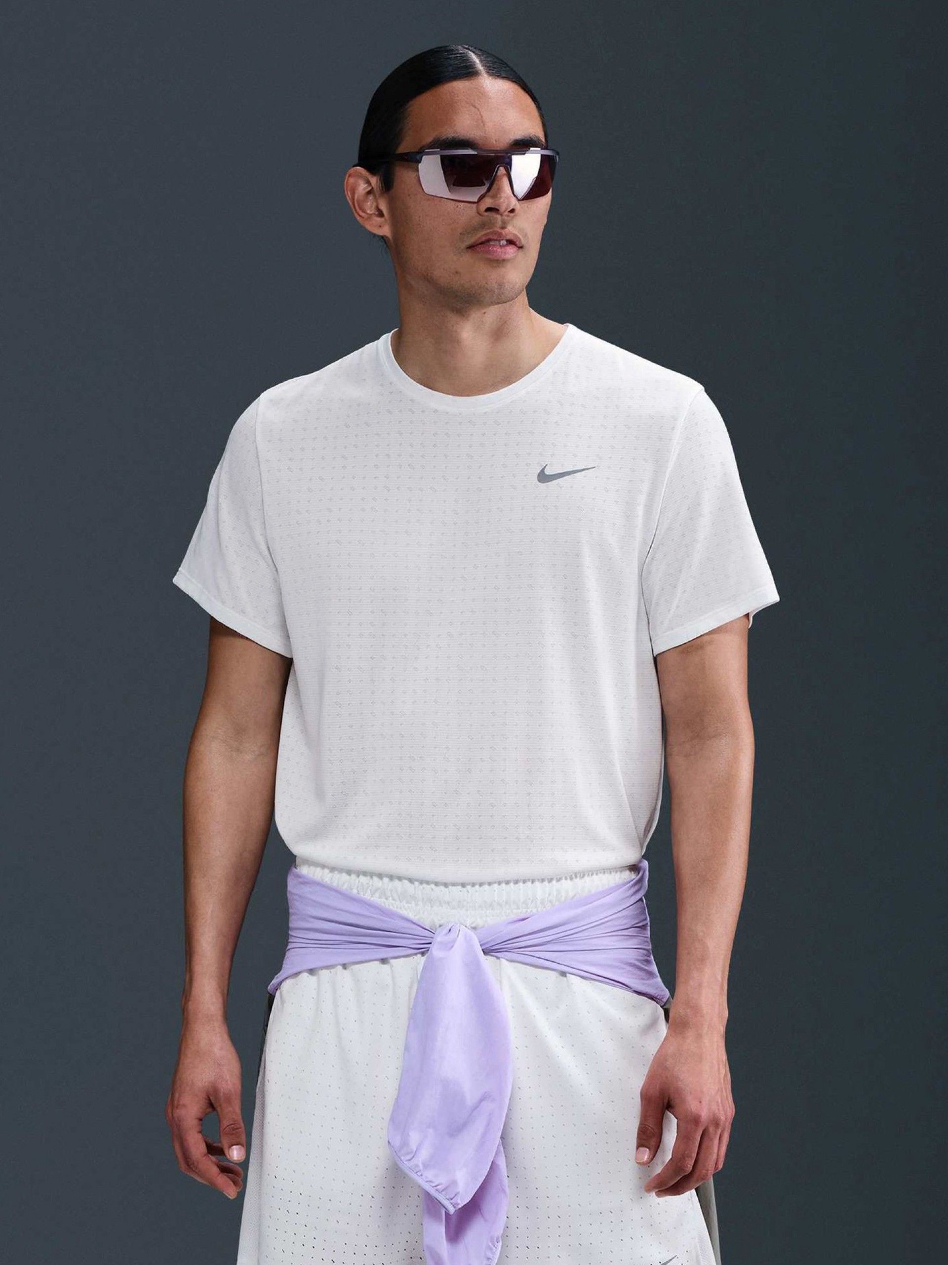 T-shirt de Running Nike Miler Breathe Dri-FIT Branca Para Homem