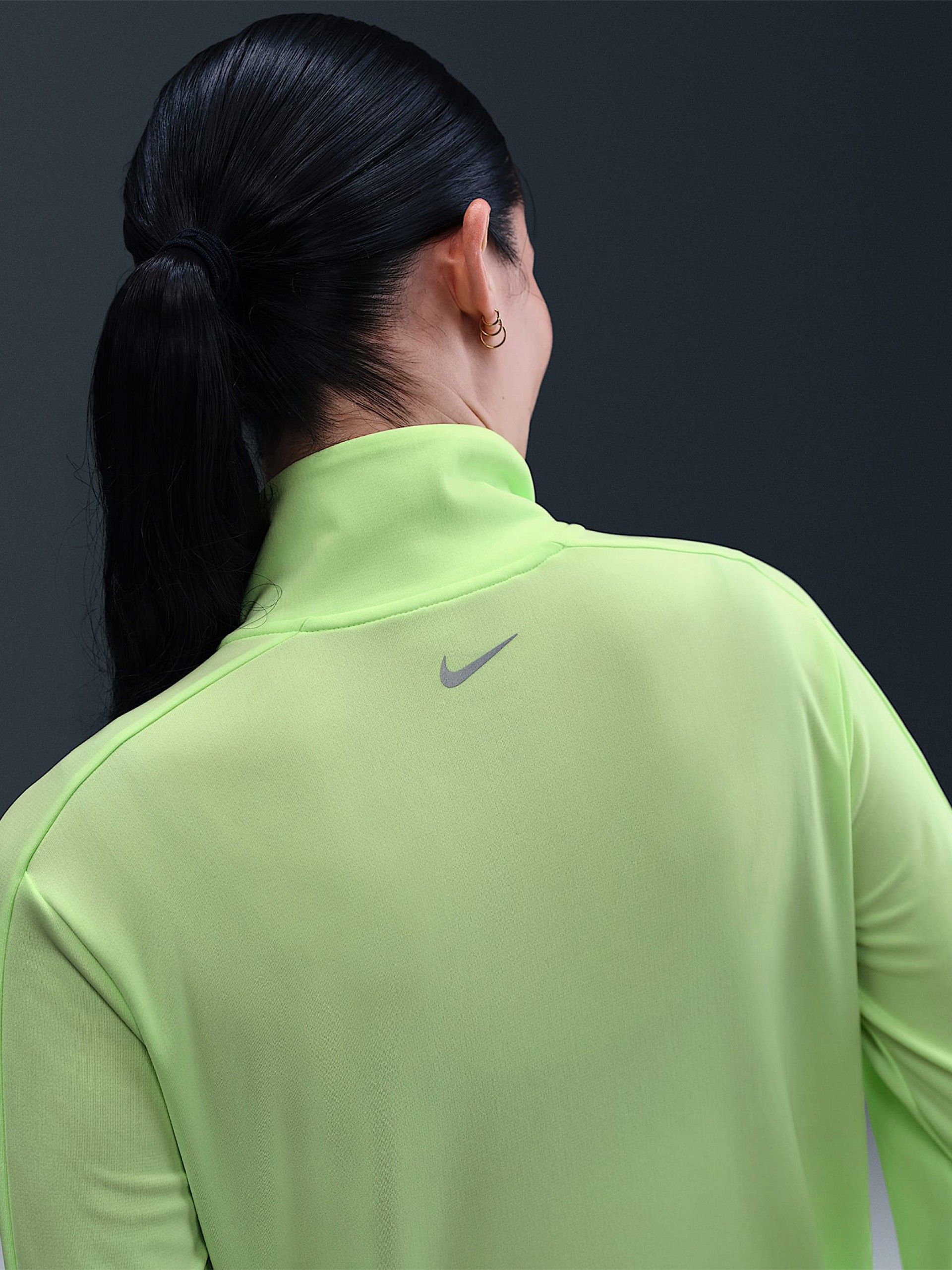 Camisola com Fecho de Running Nike Swoosh Dri-FIT Verde Para Mulher