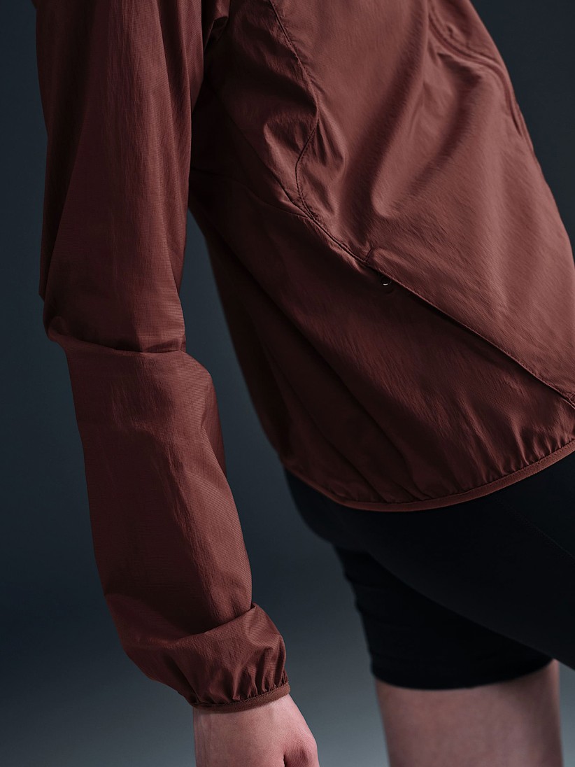 Casaco com Capuz de Trail Nike Trail Repel Castanho Para Mulher