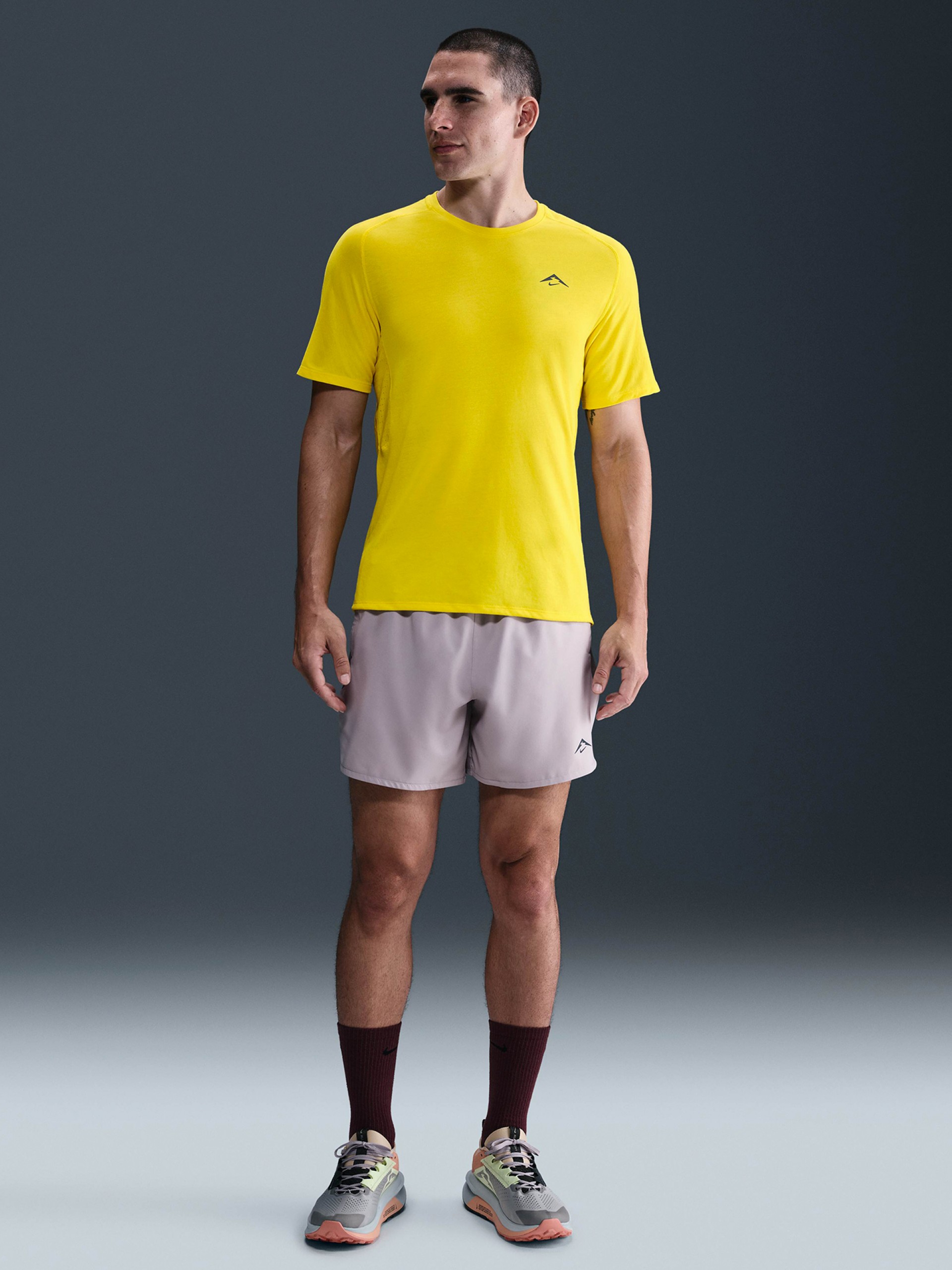 Nike Solar Chase Dri-FIT ADV Yellow Trail T-shirt For Men
