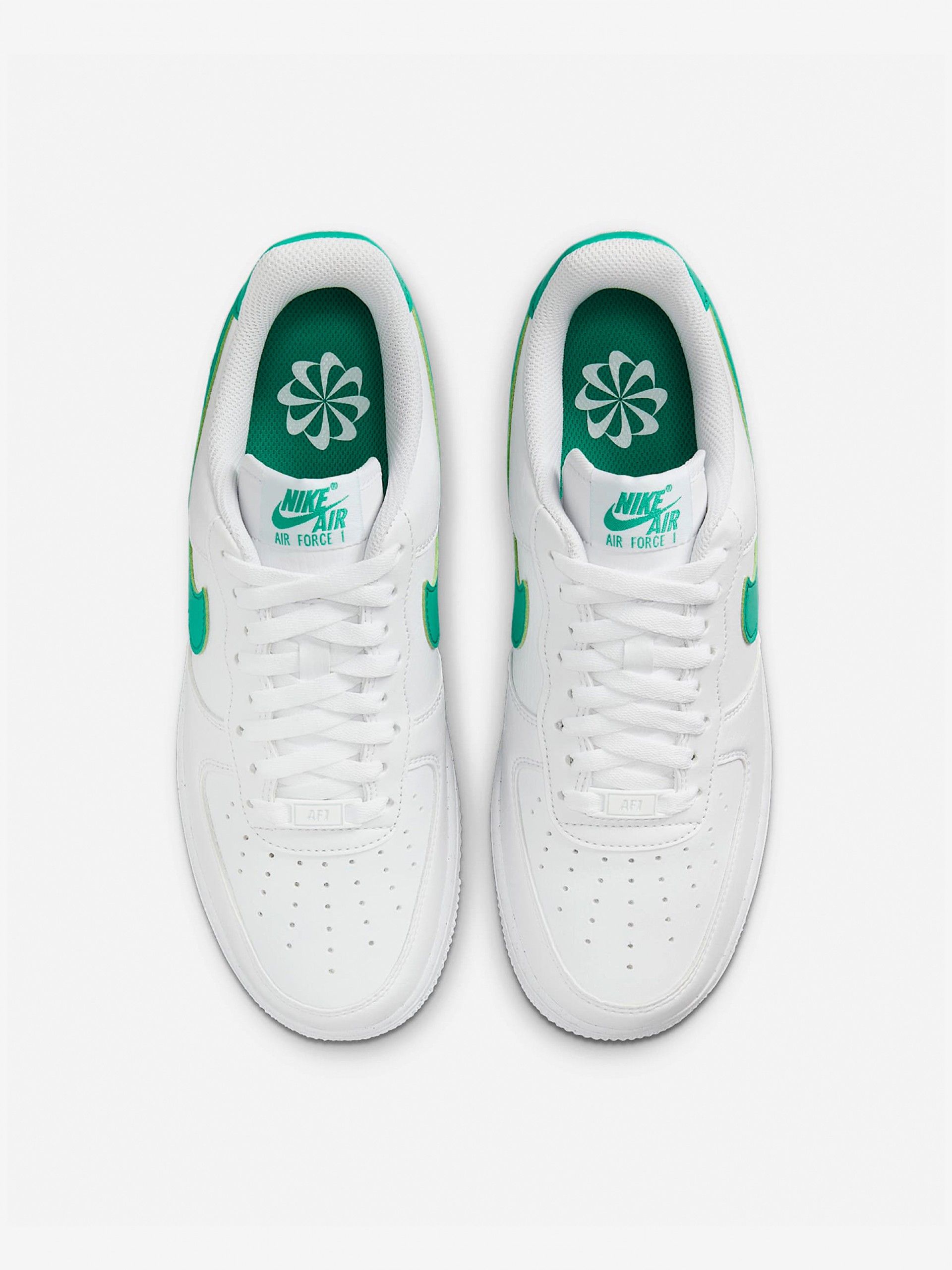 Sapatilhas Nike Air Force 1 07 Next Nature Brancas e Verdes Para Mulher