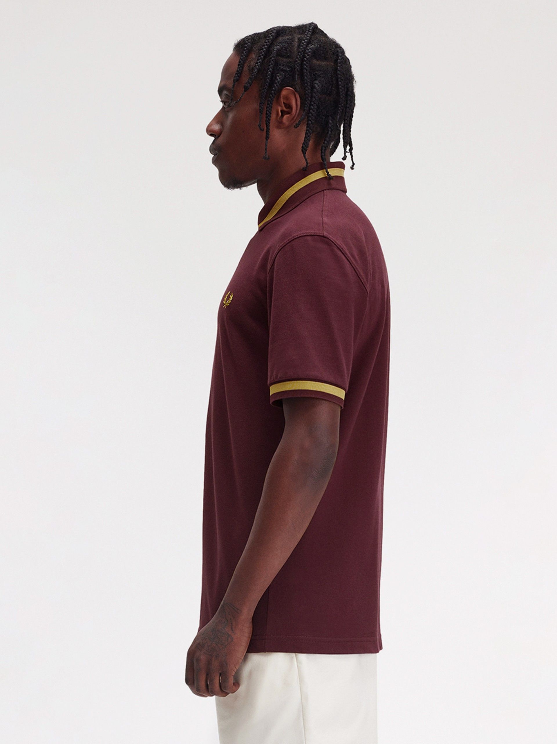 Polo Fred Perry M2 Single Tipped Bordeaux e Dourado