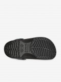 Sandlias Crocs Classic The Beatles Love Pretas e Multicor