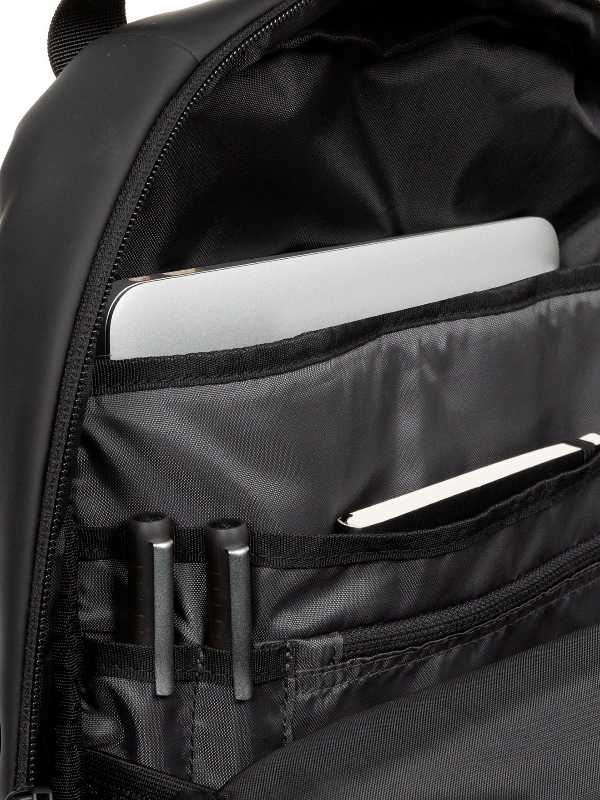 Mochila Eastpak Tecum Tote Negro Mate