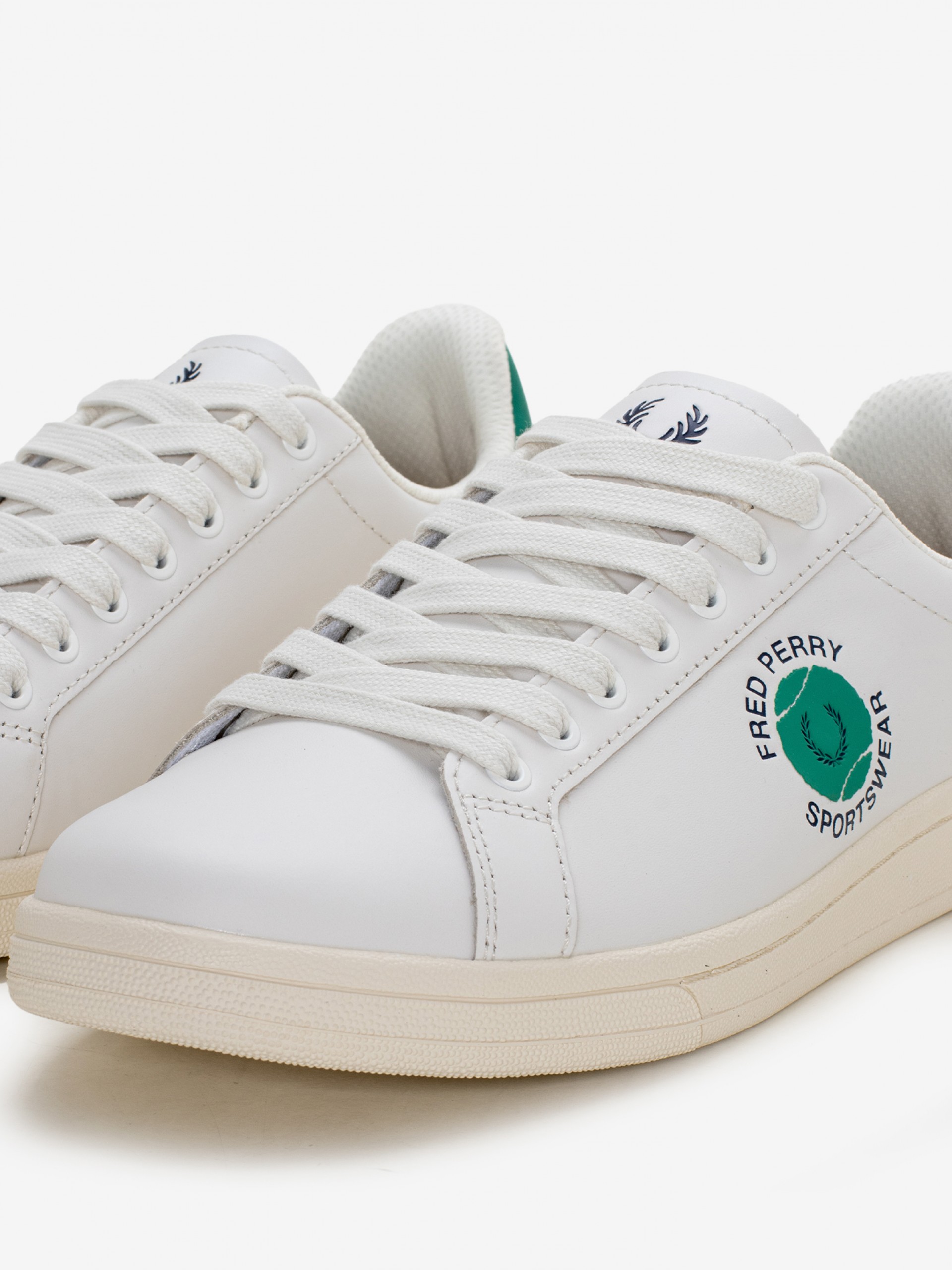 Zapatillas Fred Perry B721 De Piel Blancas y Verdes